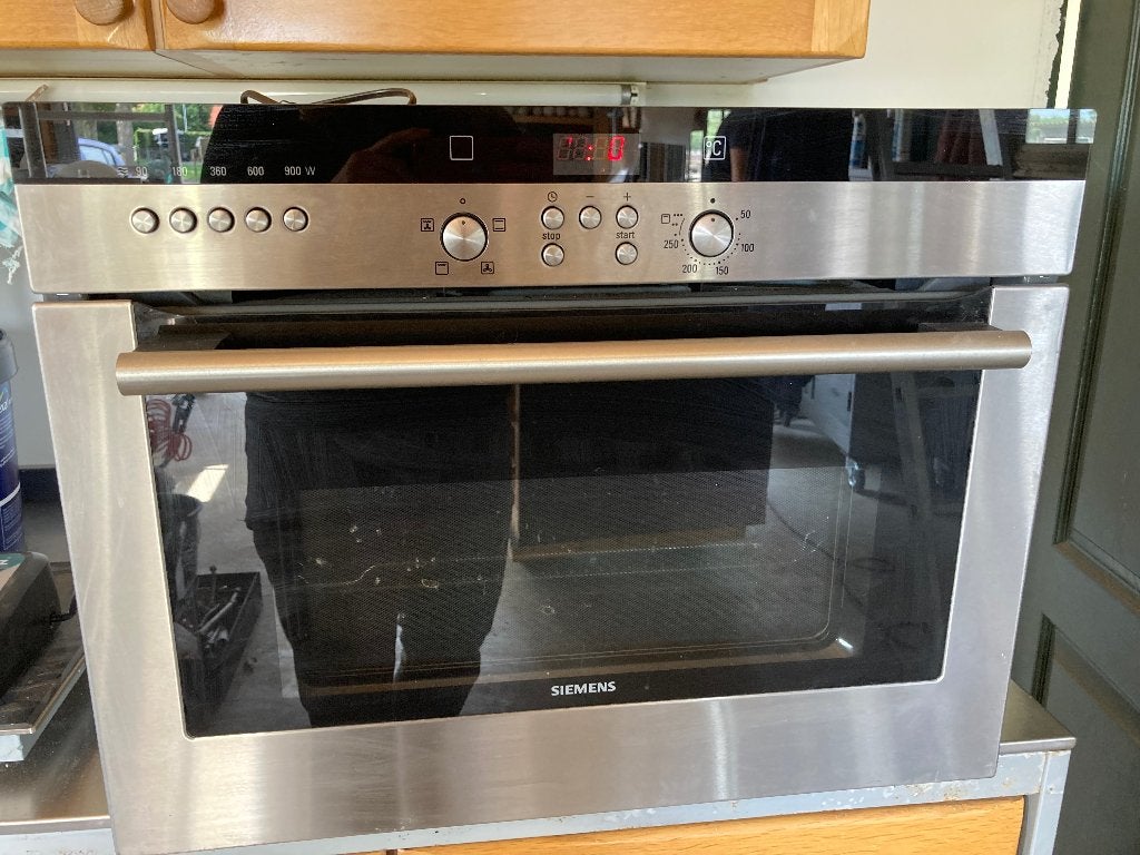 Siemens combi-oven/combi-magnetron HB84K550N, Ophalen, 45 tot 50 cm, Gebruikt, Siemens