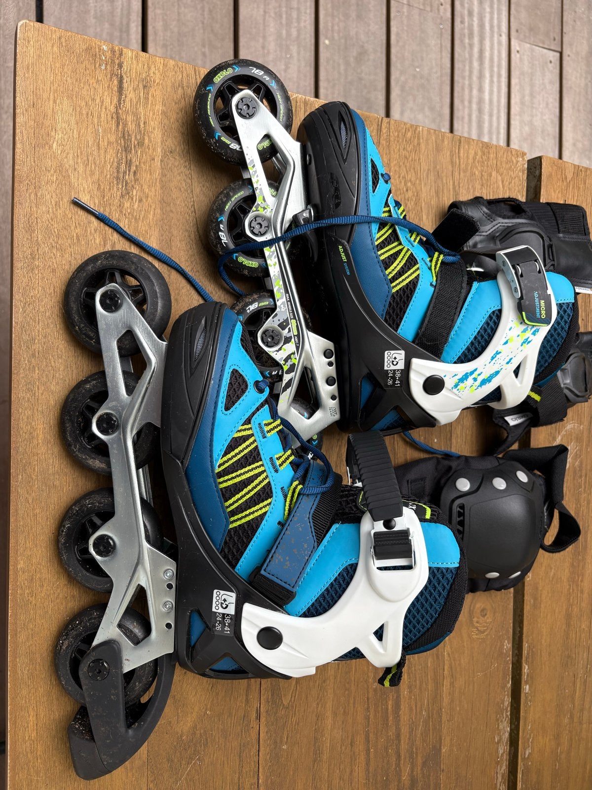 Verstelbare inline skates (maat 38-41) met bescherming, Sport en Fitness, Skeelers, Ophalen, Kinderen, Inline skates 4 wielen