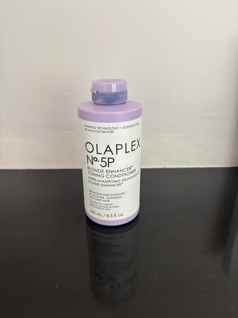 Olaplex No. 5P Blonde enhancer toning conditioner, Ophalen of Verzenden, Zo goed als nieuw, Shampoo of Conditioner