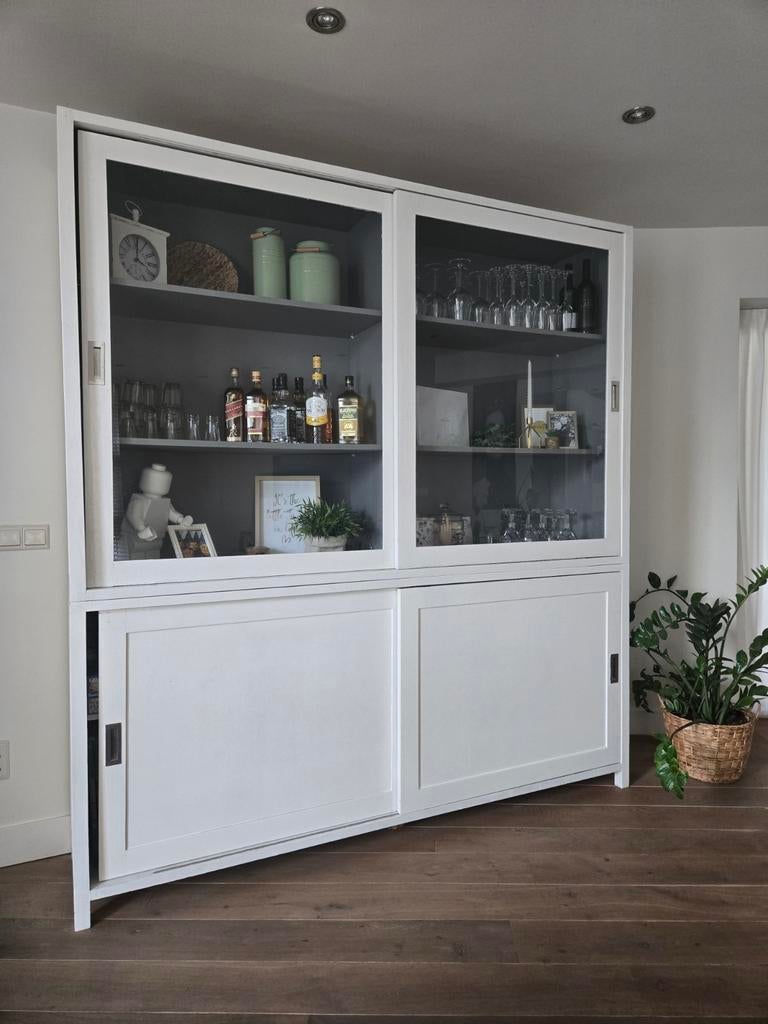 Mooie buffetkast 200x220x45 cm, Ophalen, 200 cm of meer, 200 cm of meer, 25 tot 50 cm