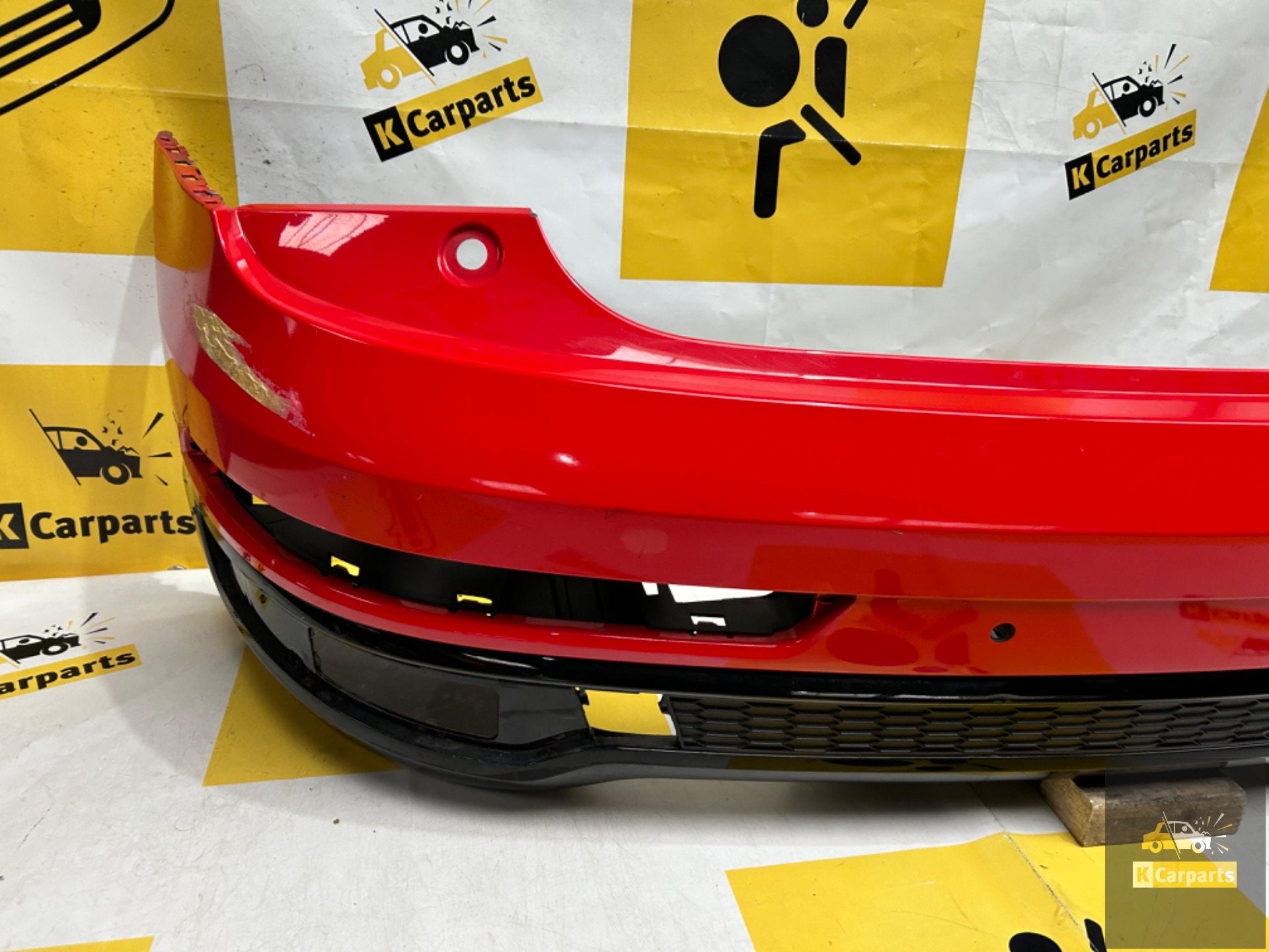 Achterbumper AUDI Q3 S-LINE BUMPER 8U0807385C Origineel, Info@fabrikant.eu, Fabrikantstraat 1
1000 AA  Amsterdam, NL, Achter, Bumper