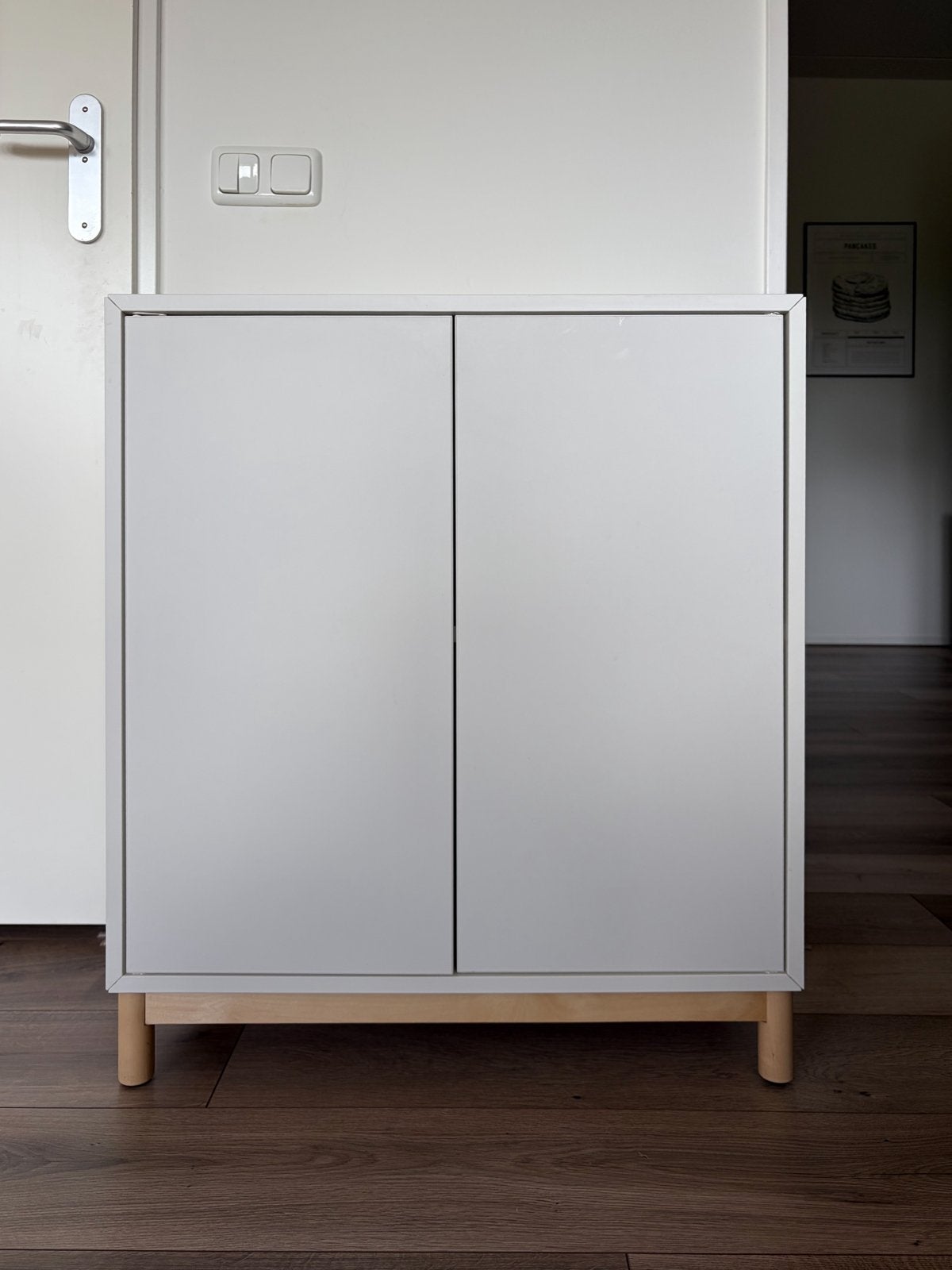 IKEA Eket kast op poten (70x70x35cm), Ophalen of Verzenden, Zo goed als nieuw