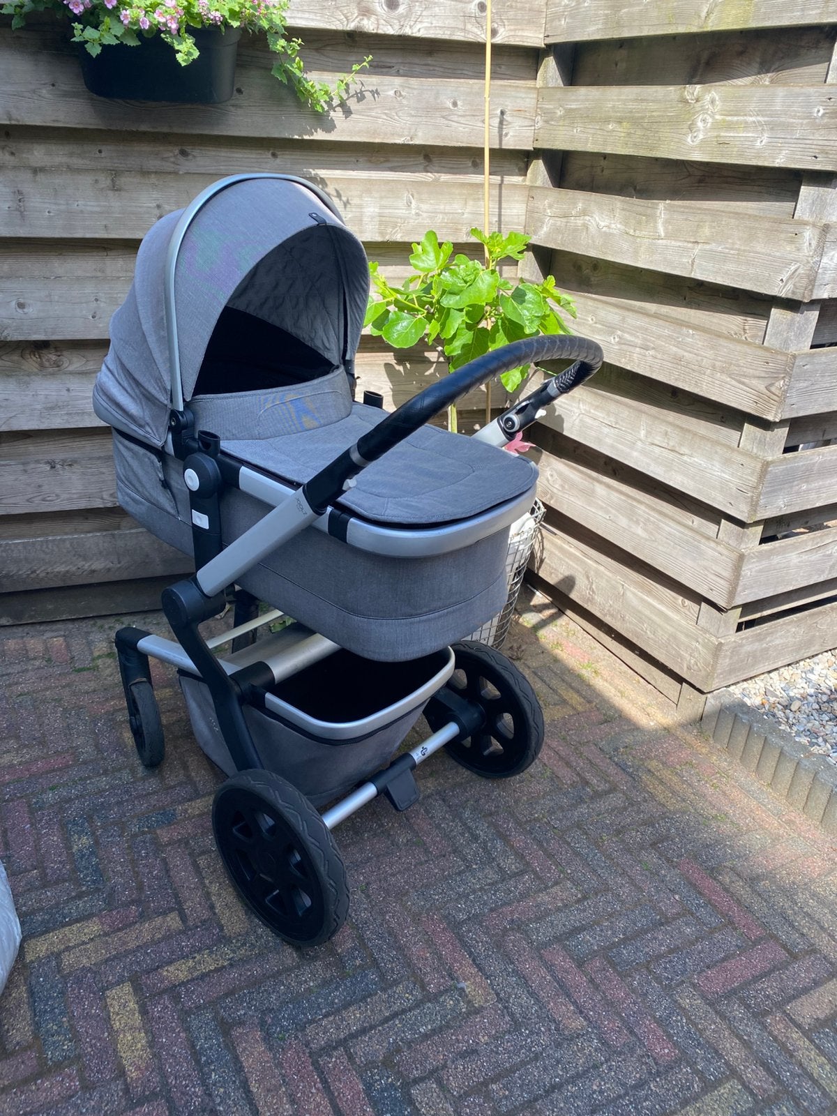 Joolz kinderwagen day 2 grijs met zwarte handvaten, Ophalen, Gebruikt, Kinderwagen, Overige merken
