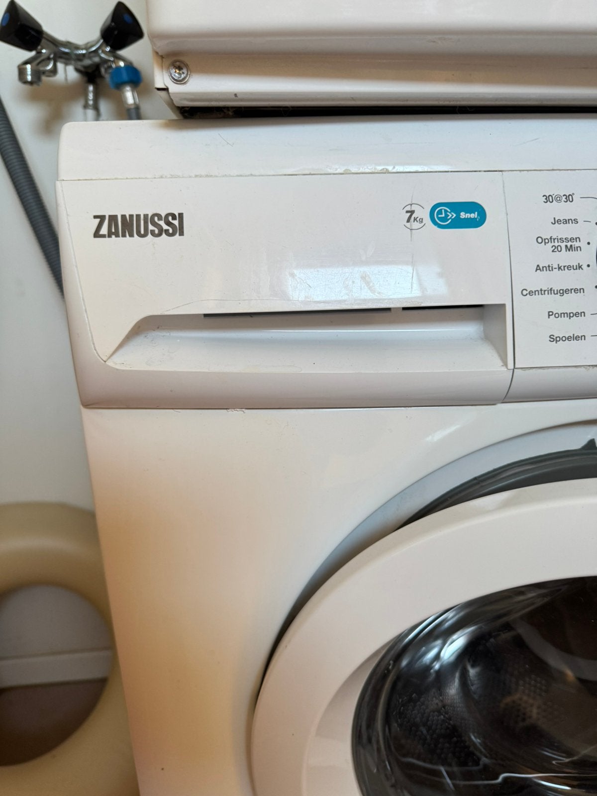 Wasmachine, Ophalen of Verzenden, Zo goed als nieuw, 1200 tot 1600 toeren, 85 tot 90 cm