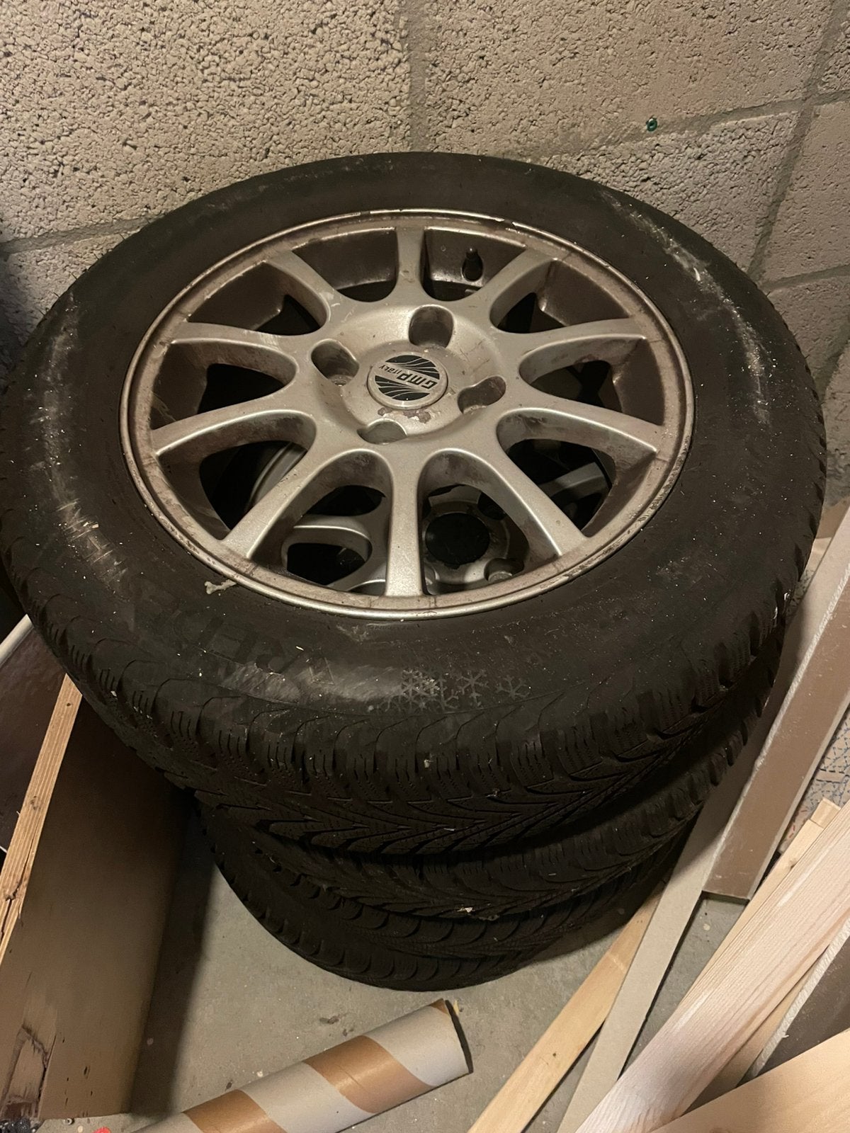 Vredestein Winterbanden met velg 195/60 T15, Auto-onderdelen, Banden en Velgen, Ophalen, 15 inch, Banden en Velgen, Winterbanden