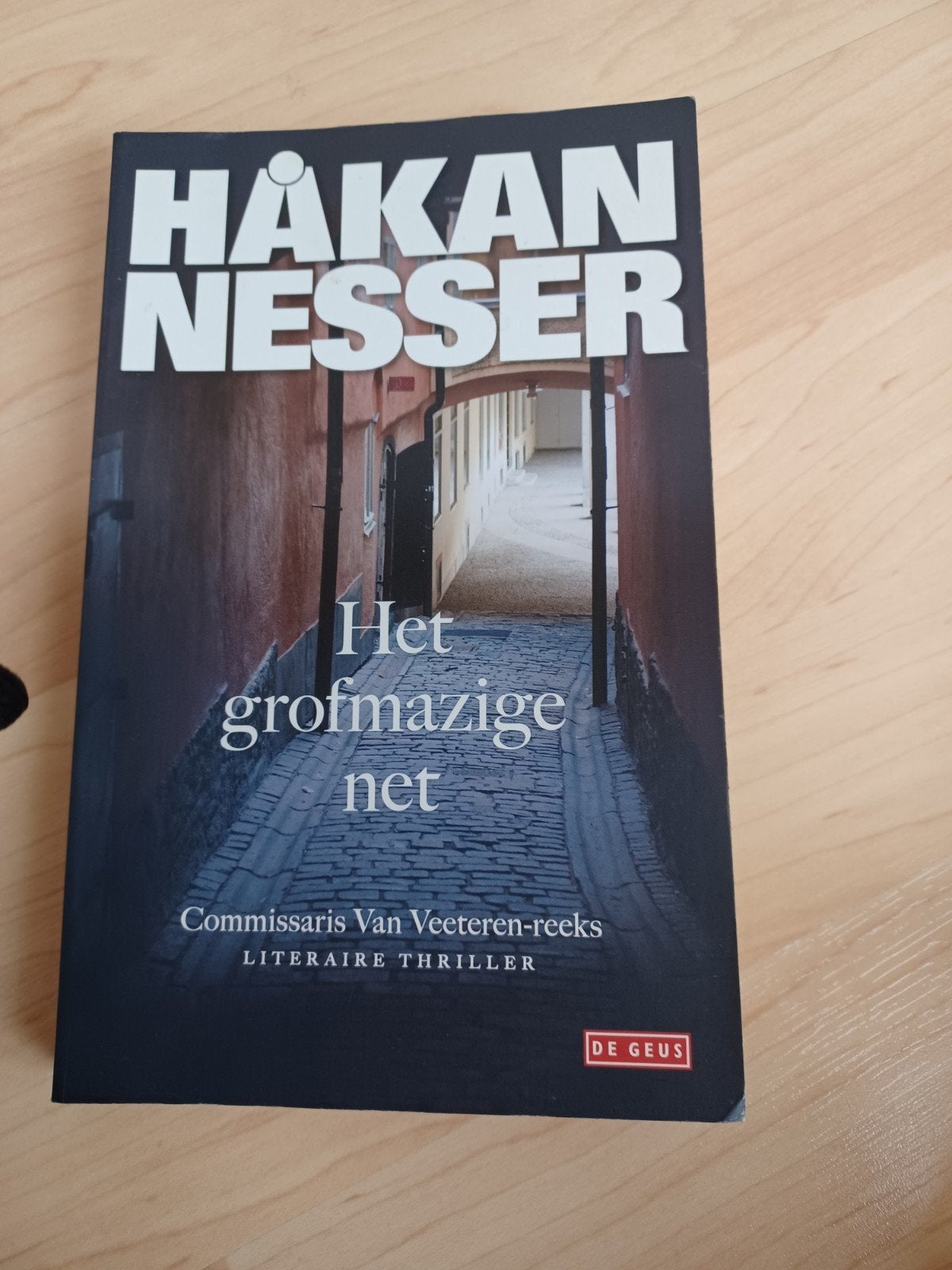 Håkan Nesser - Het grofmazige net (Commissaris Van Veeteren), Ophalen of Verzenden, Zo goed als nieuw, Håkan Nesser, Scandinavië