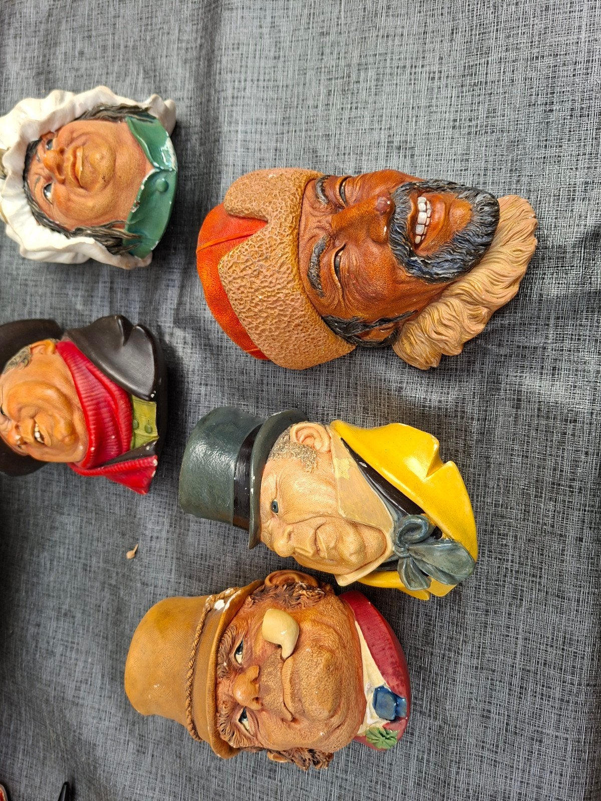 5 Bossons muurdecoraties - Karakteristieke hoofden, Verzamelen, Ophalen of Verzenden, Gebruikt, Mens