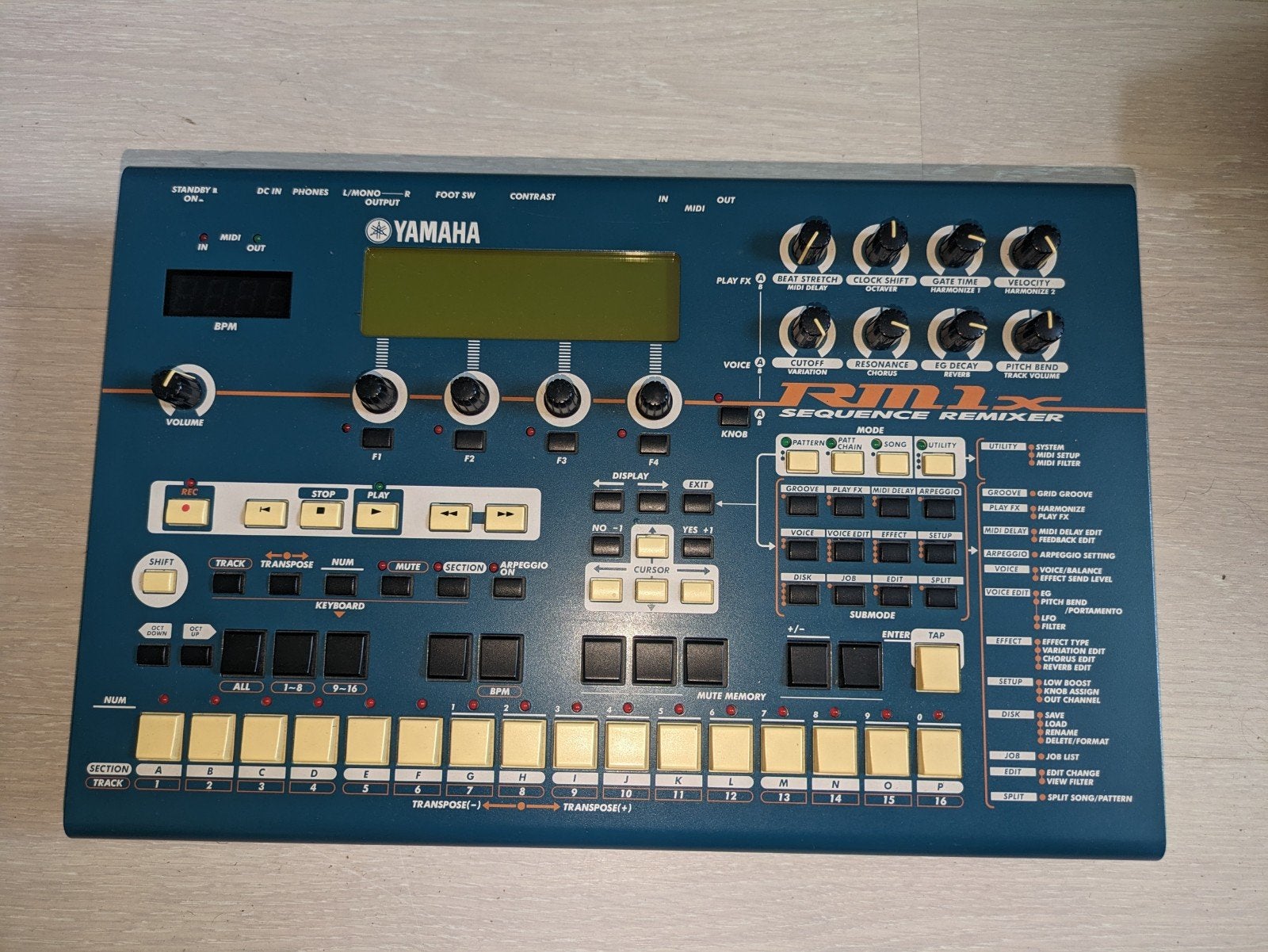 Yamaha rm1x heel goede staat+ manual, Muziek en Instrumenten, Samplers, Verzenden, Zo goed als nieuw