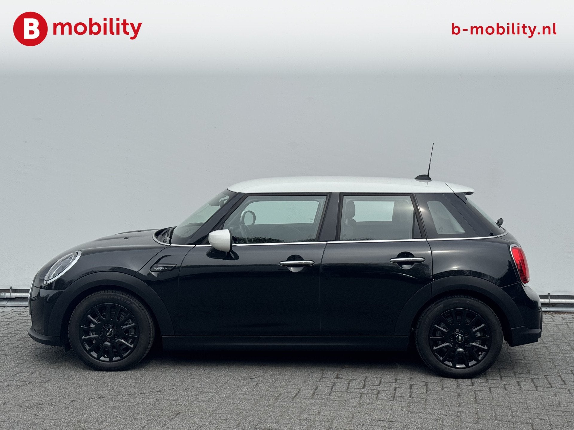MINI Cooper 1.5 Camden Edition 5-Drs Automaat Apple CarPlay, Gebruikt, Zwart, Origineel Nederlands, Bedrijf