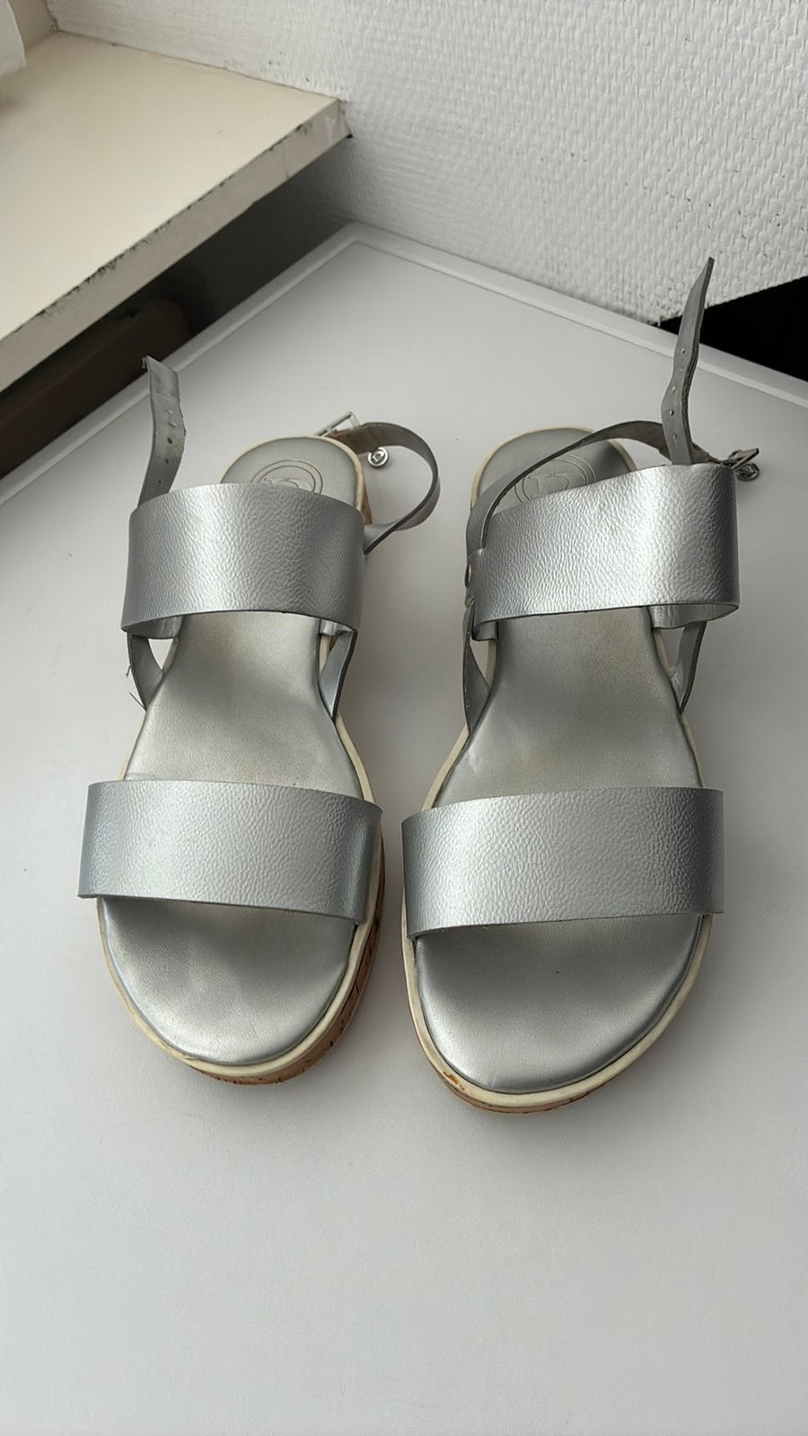 Dune london sandalen zilver, Ophalen of Verzenden, Zo goed als nieuw, Overige typen