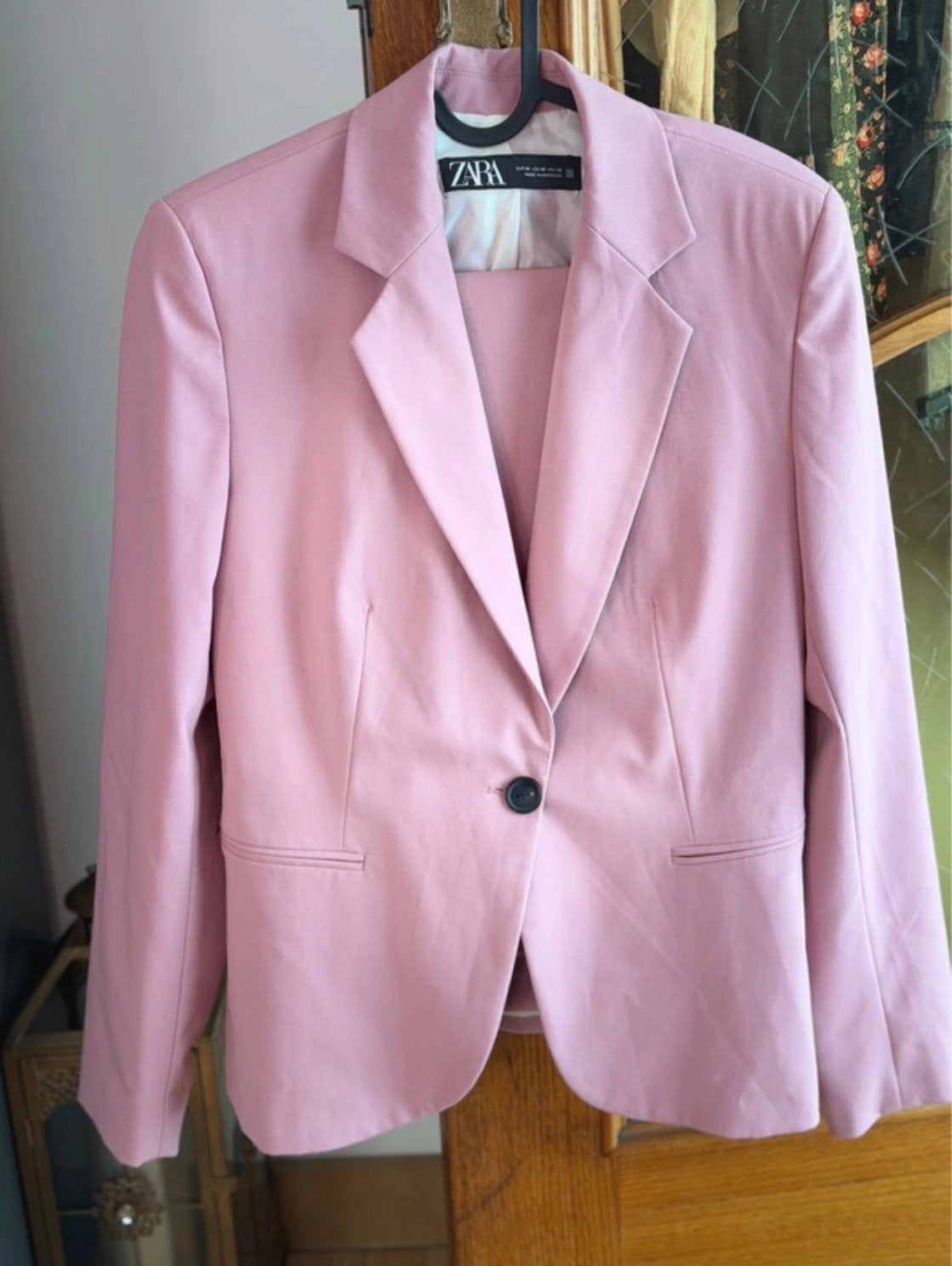 Zara Roze Pak - Jasje en Broek, Kleding | Dames, Kostuum of Pak, Ophalen of Verzenden, Zo goed als nieuw, Roze