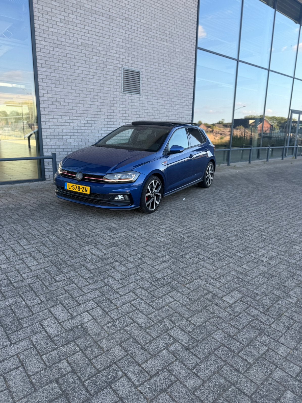 Volkswagen Polo 2.0 TSI 200pk 6-DSG 2018 Blauw, Auto's, 4 cilinders, 1984 cc, Blauw, 1200 kg