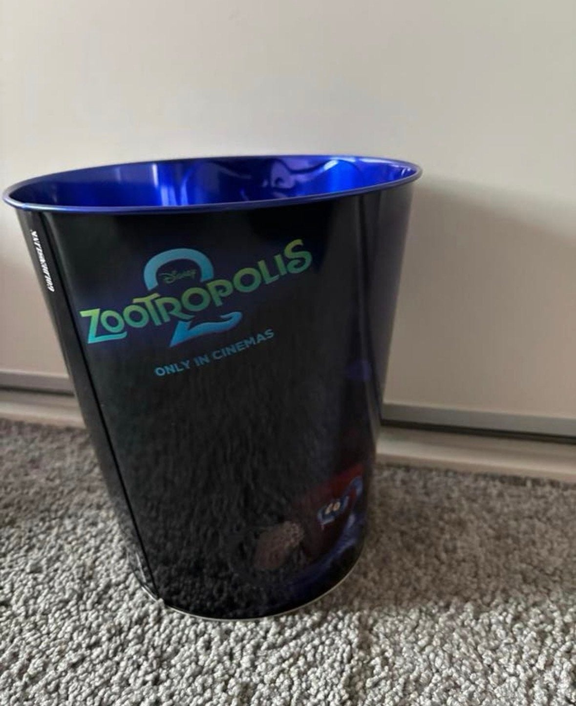 Zootropolis 2 Popcorn Emmer - Disney Film Merchandise, Verzamelen, Ophalen of Verzenden, Overige figuren, Zo goed als nieuw, Servies