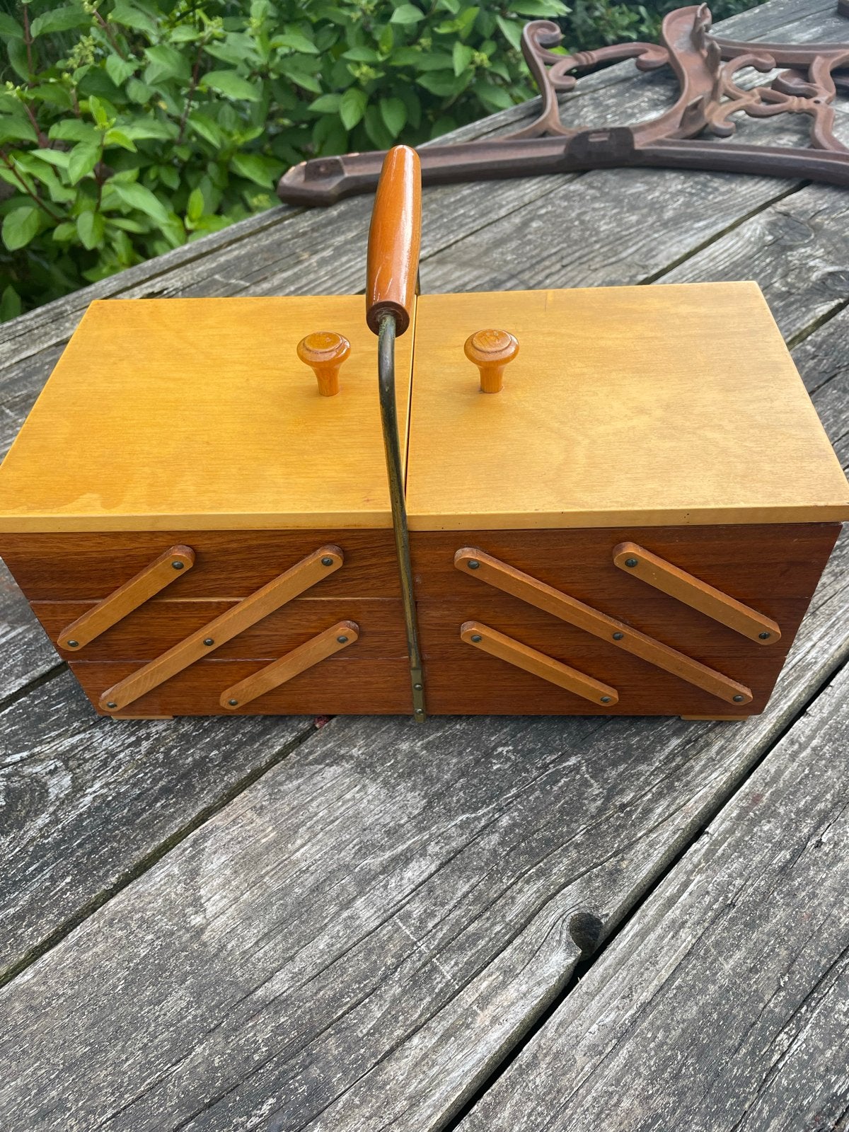 Vintage Houten Naaidoos met Uitschuifbare Vakken, Ophalen of Verzenden, Gebruikt