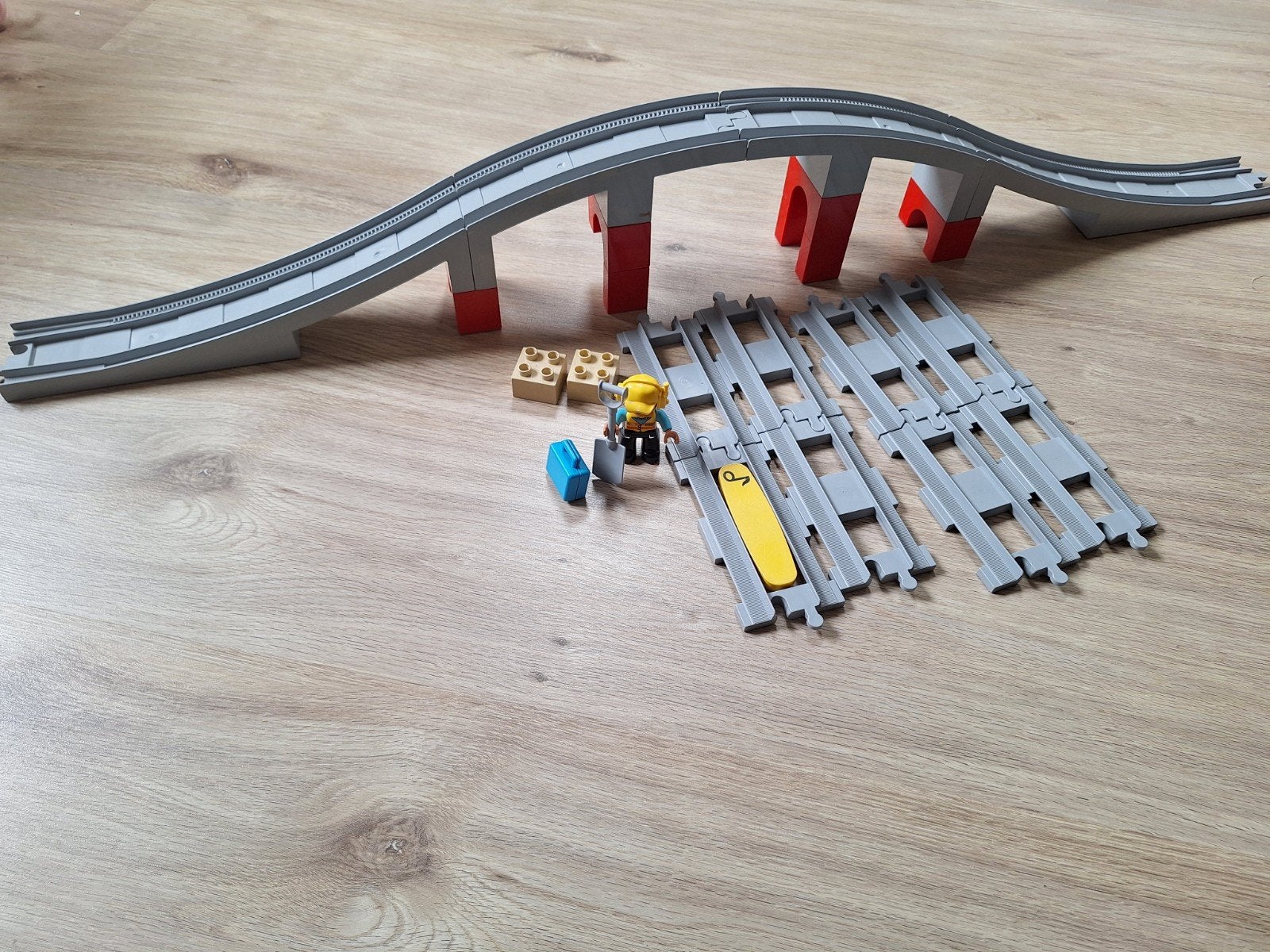 Lego Duplo treinrails en brug, uitbreingsset, Ophalen of Verzenden, Gebruikt, Overige merken