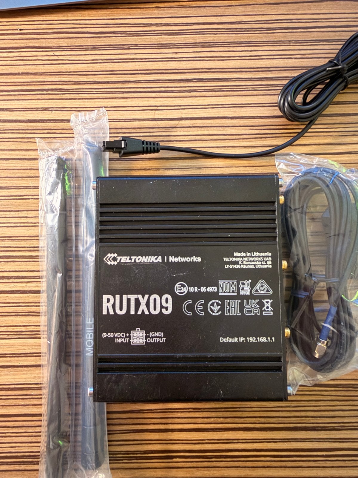 Teltonika RUTX09 Professionele 4G Router, Ophalen of Verzenden, Zo goed als nieuw, Router met modem