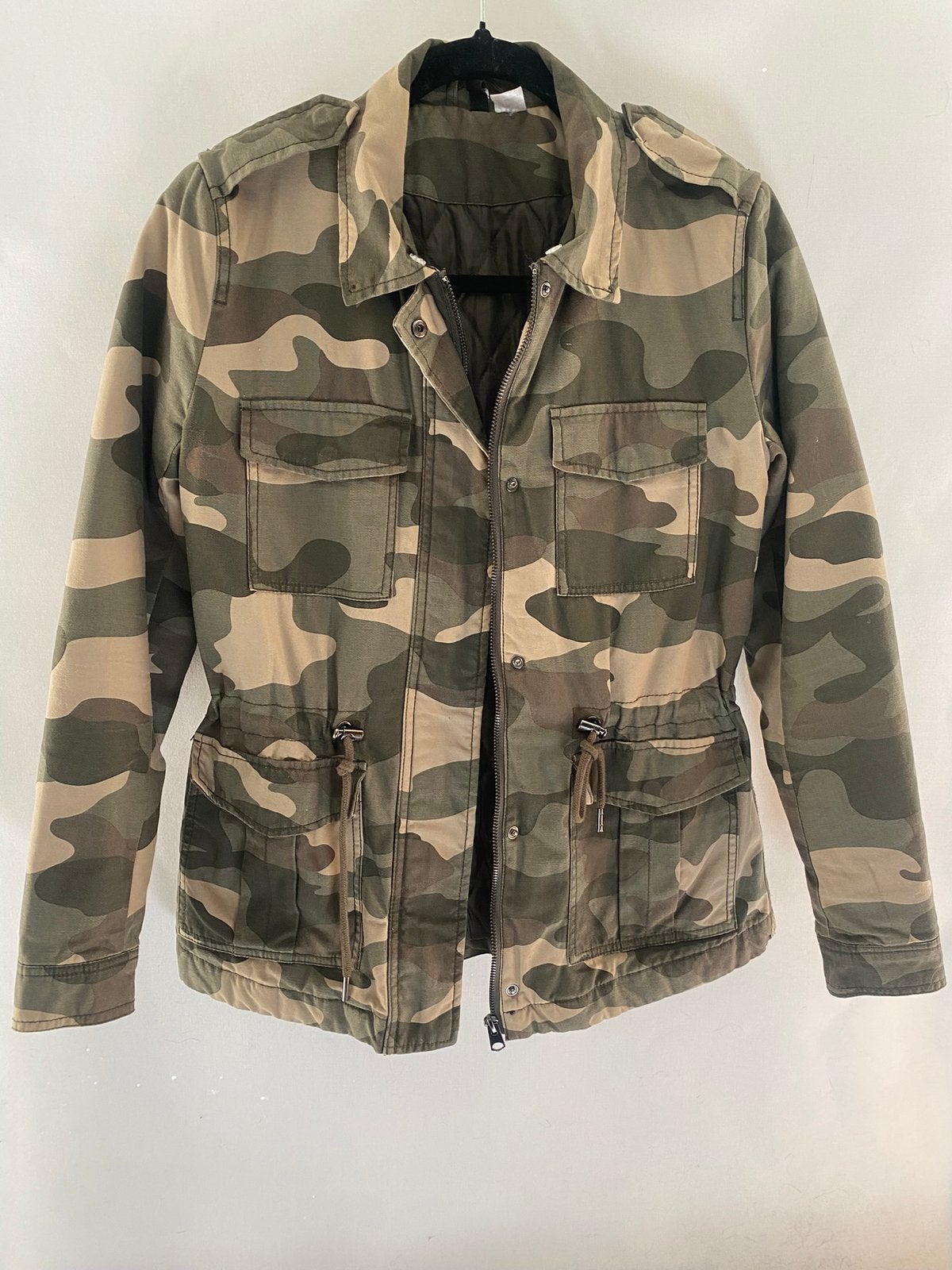 H&M camouflage utility jas maat 34 (XS), Ophalen of Verzenden, Gedragen, Maat 34 (XS) of kleiner, Groen