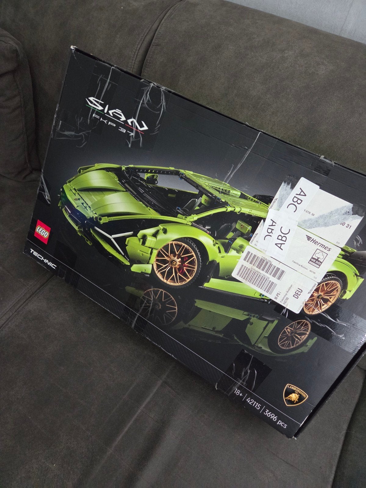 lambo sian, Ophalen, Zo goed als nieuw, 1:5 t/m 1:8, Auto