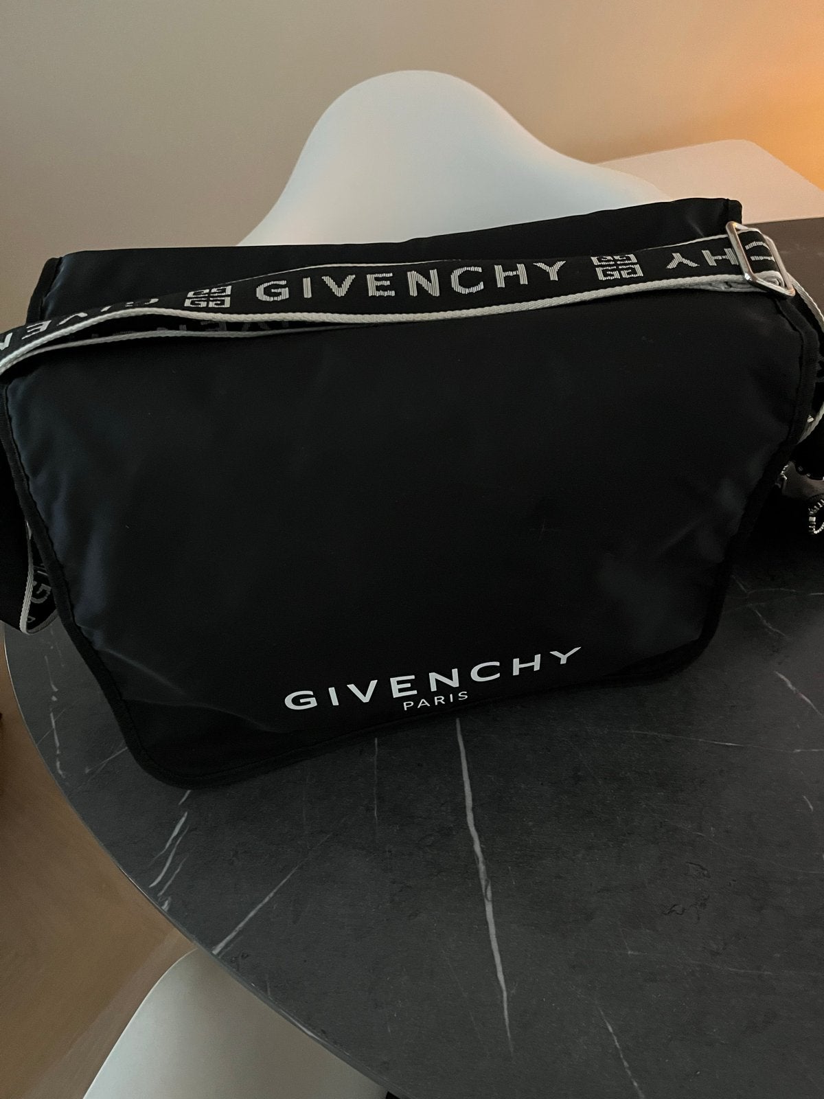 Luiertas Givenchy + verschoonmatje, Zwart, Verschoningsmatje, Ophalen, Verzorgingstas