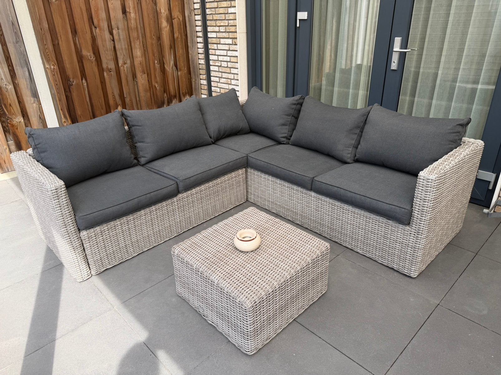 Loungeset grijs, Ophalen, Zo goed als nieuw, Kunststof