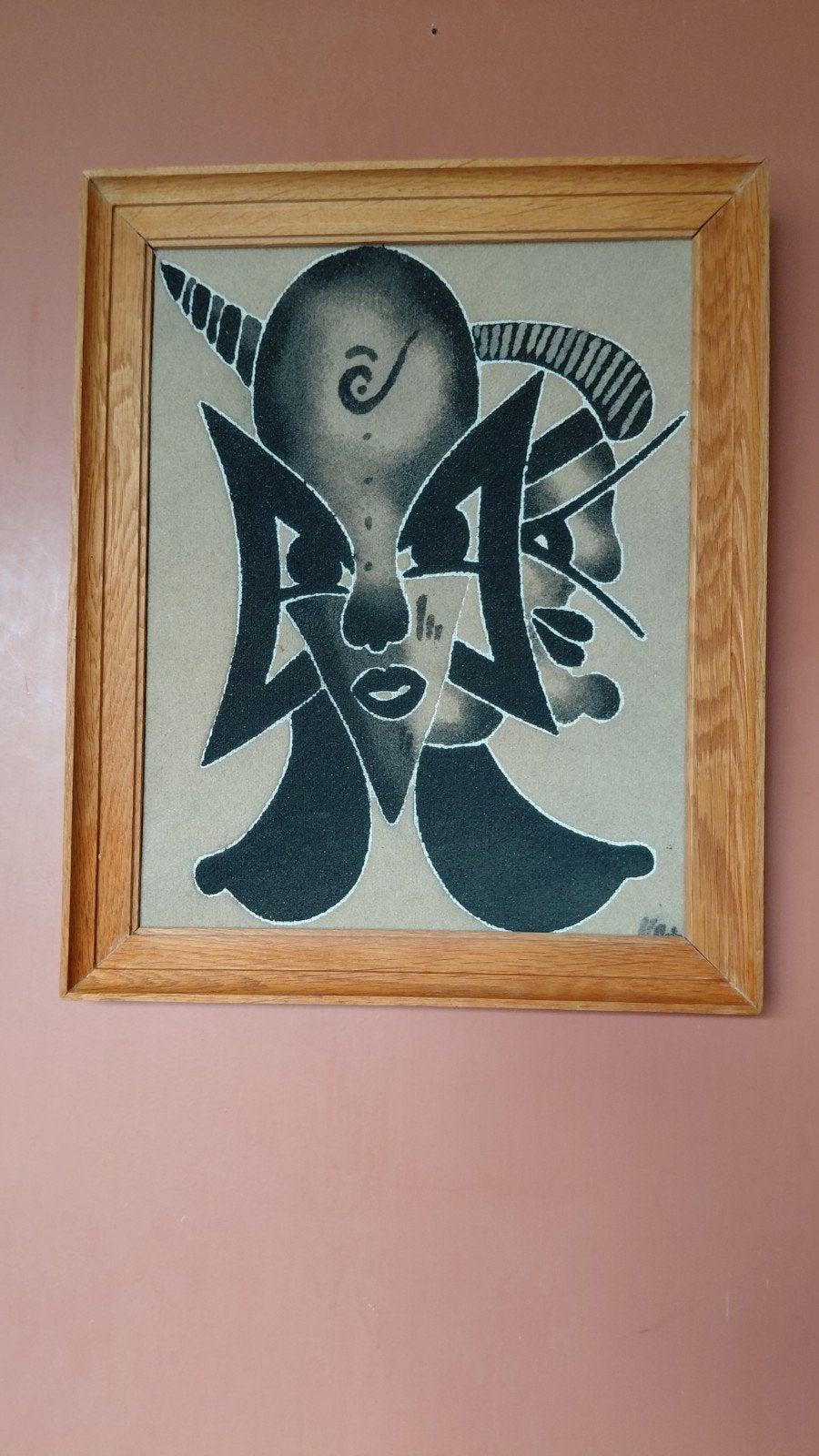 Abstract gezicht met hoorns - Zandkunst in lijst, Ophalen of Verzenden