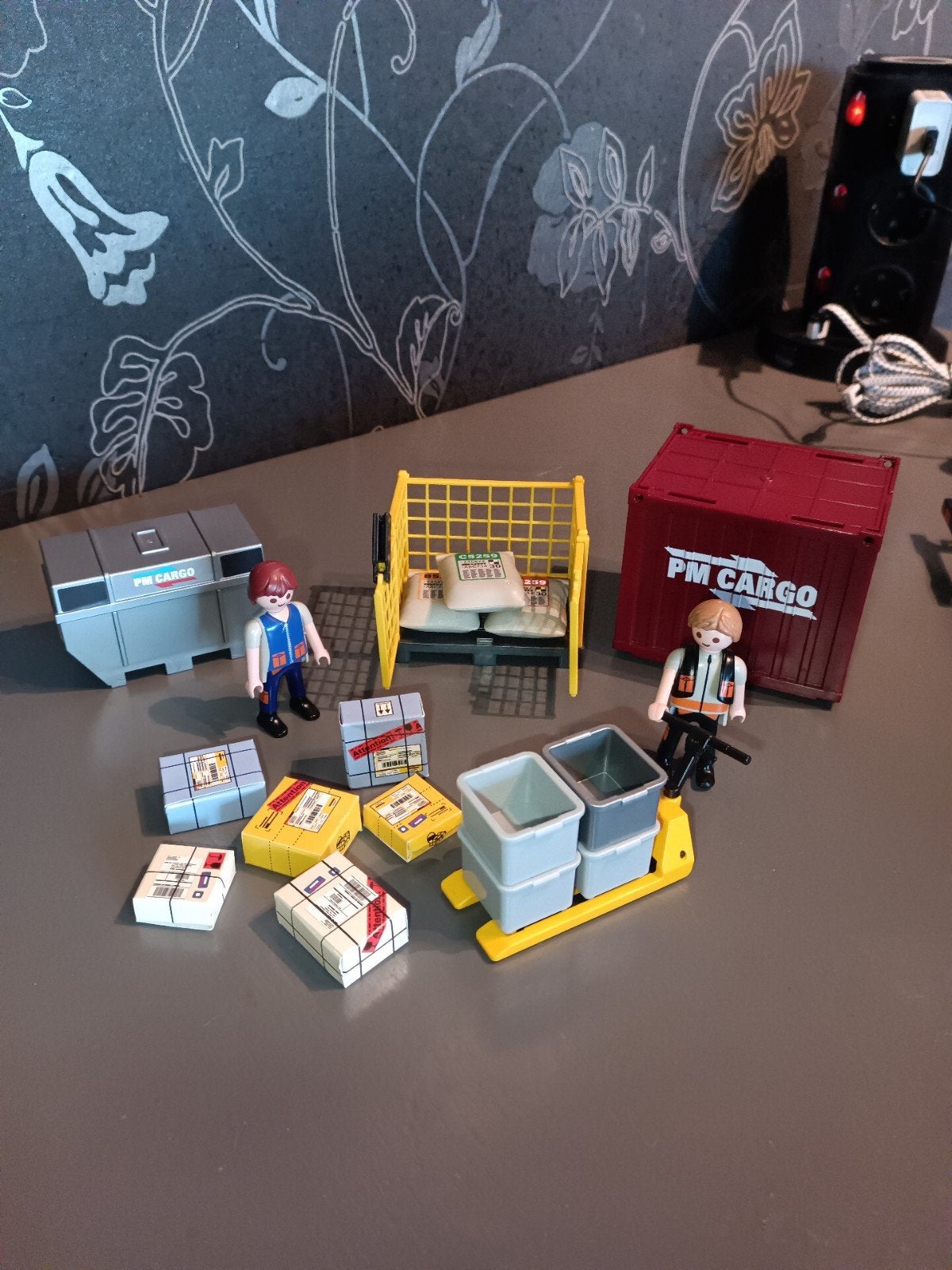 Playmobil PM Cargo Set met Figuren en Accessoires, Gebruikt, Complete set, Overige typen, Ophalen of Verzenden