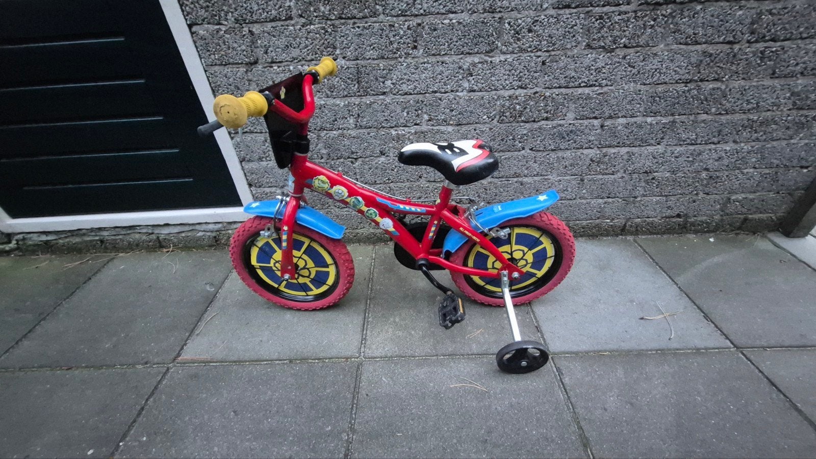 Paw Patrol kinderfiets met Zijwieltjes, Fietsen en Brommers, Paw Patrol, Zijwieltjes, Gebruikt, Ophalen of Verzenden