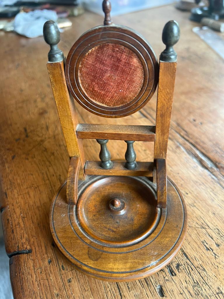 Horloge standaard Mahonie voor een dames zakhorloge, Antiek en Kunst, Ophalen of Verzenden