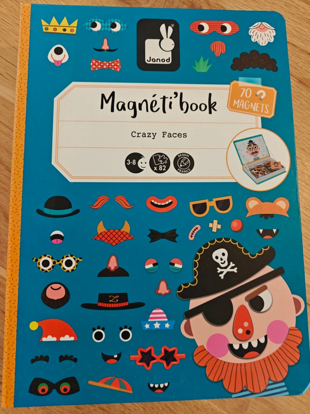 Boy's Crazy Faces Magneti'Book (jandod), Ophalen, Zo goed als nieuw