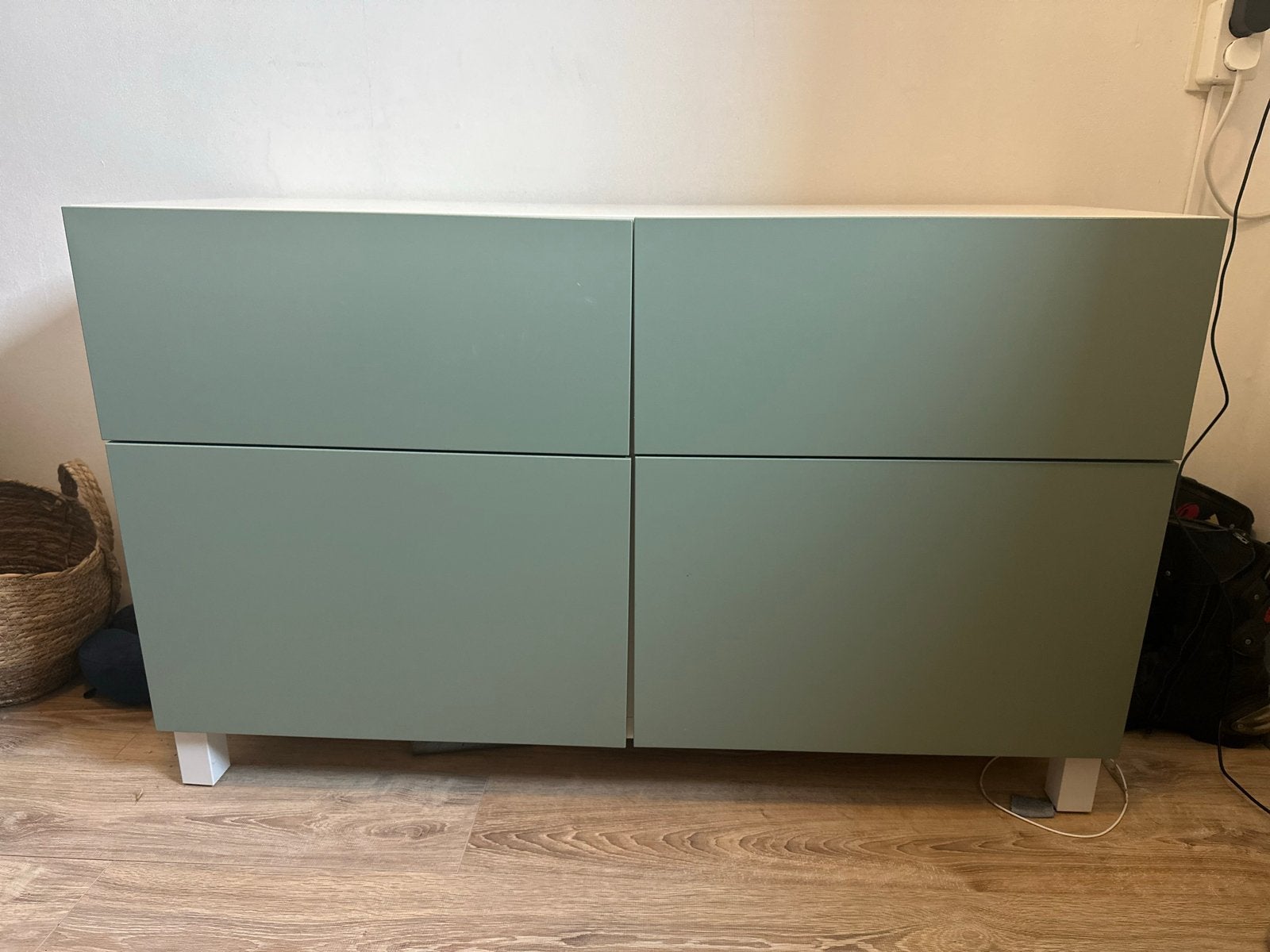 IKEA Bestå kast met 2 lades en 2 deuren, Ophalen, 100 tot 150 cm, Zo goed als nieuw, Met lade(s)