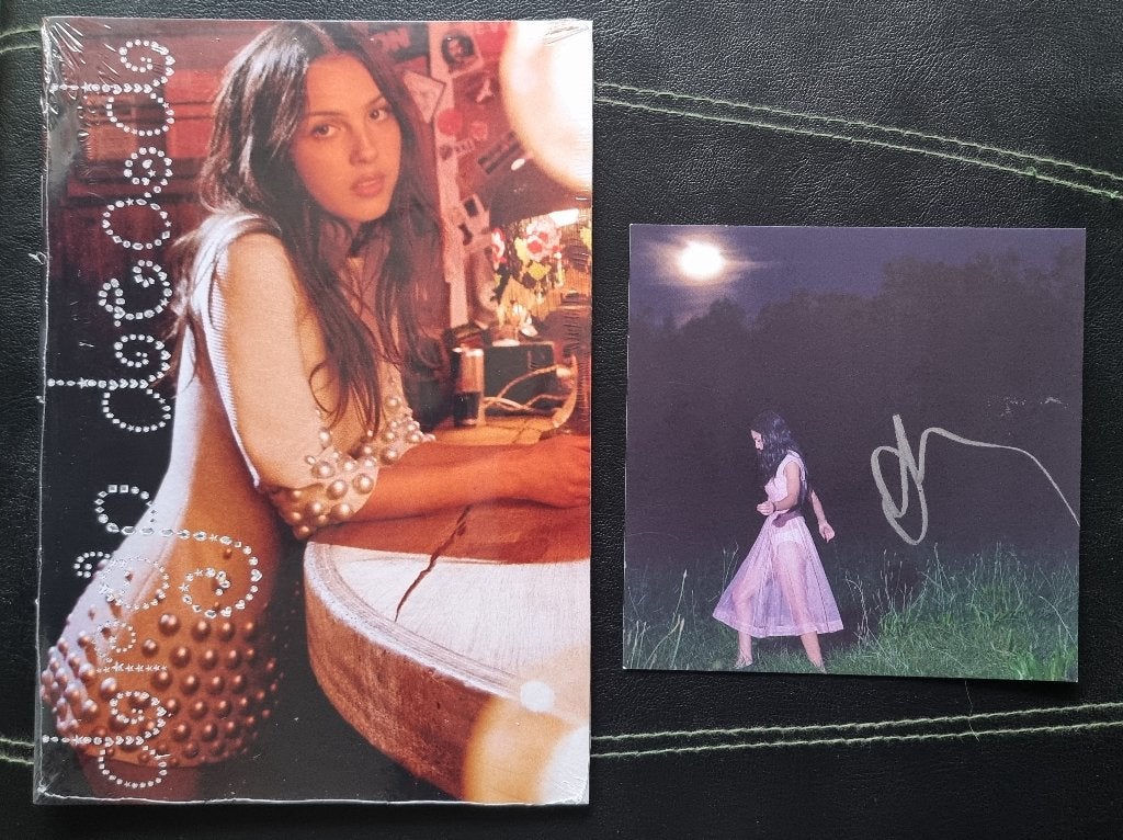 Olivia Rodrigo You Seem Pretty Sad For A Girl signed, Pop, Gesigneerd, Overige typen, Ophalen of Verzenden