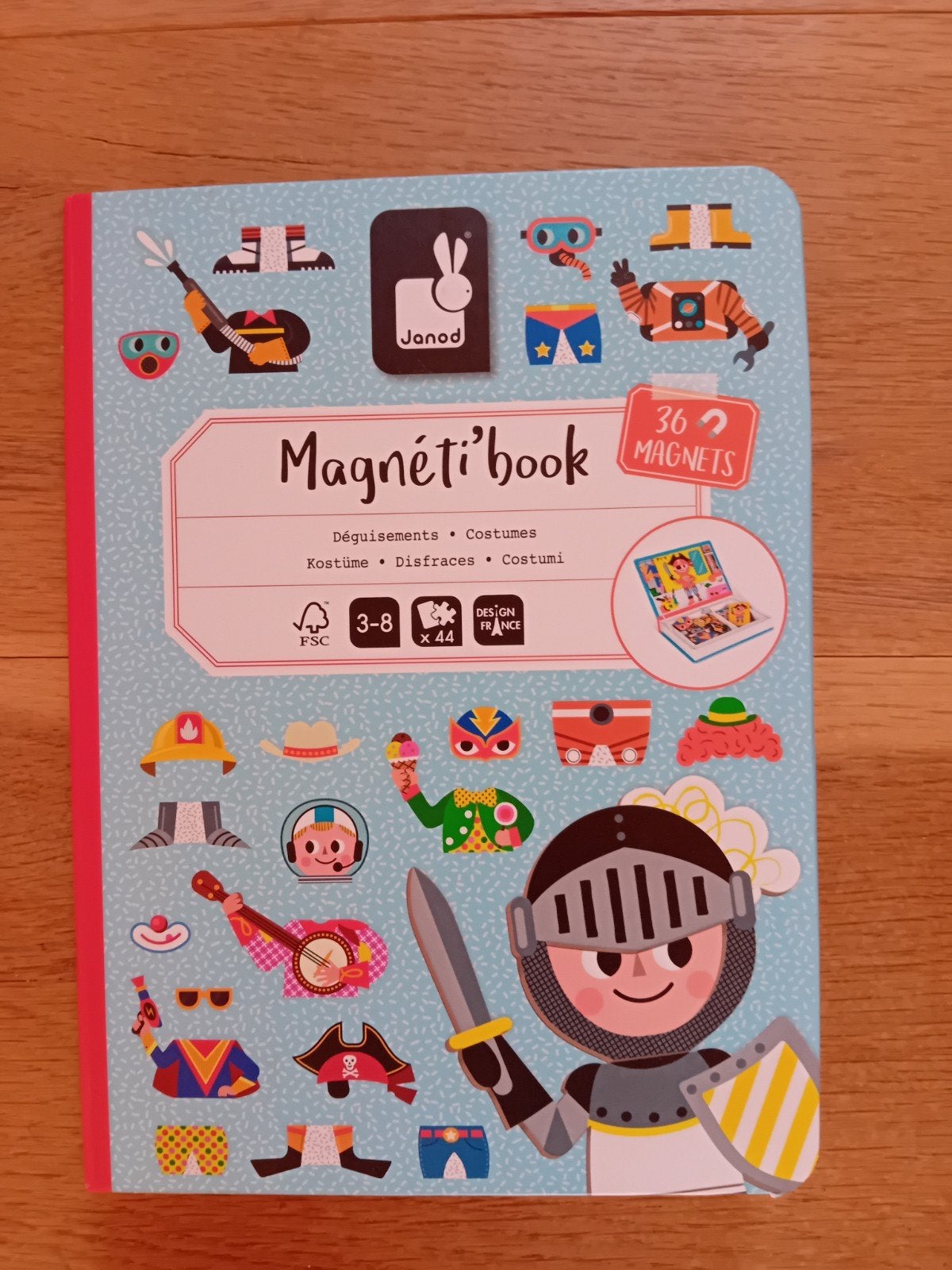 Janod Magneti'book - Verkleedpiraten - Zo goed als nieuw, Ophalen of Verzenden, Zo goed als nieuw, Puzzelen