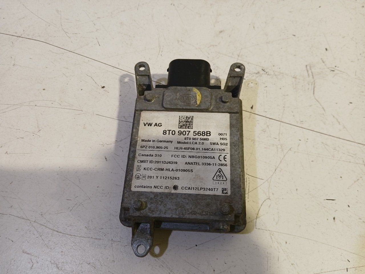 Adaptive cruise control sensor Audi A4, Onderdelen@venauto.nl, Van der Ven Autorecycling B.V., Gebruikt, Ettenseweg 76, 4706 PB Roosendaal, The Netherlands