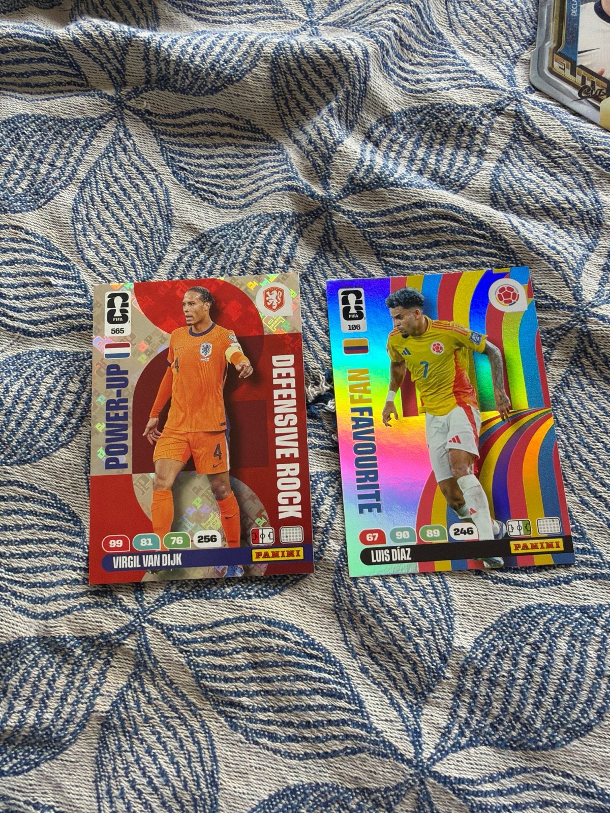 Panini Adrenalyn XL FIFA 365 kaarten Virgil van Dijk & Luis, Ophalen of Verzenden, Zo goed als nieuw, Overige sporten, Spelerskaart