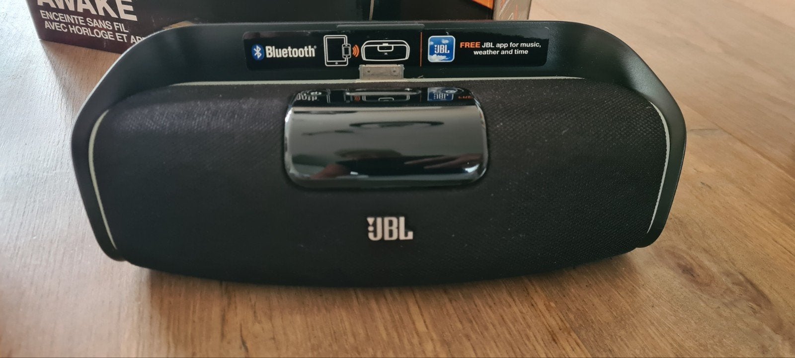 JBL OnBeat Awake Draadloze Speaker met Klok en App, JBL, Ophalen of Verzenden, Zo goed als nieuw, Draagbare speaker