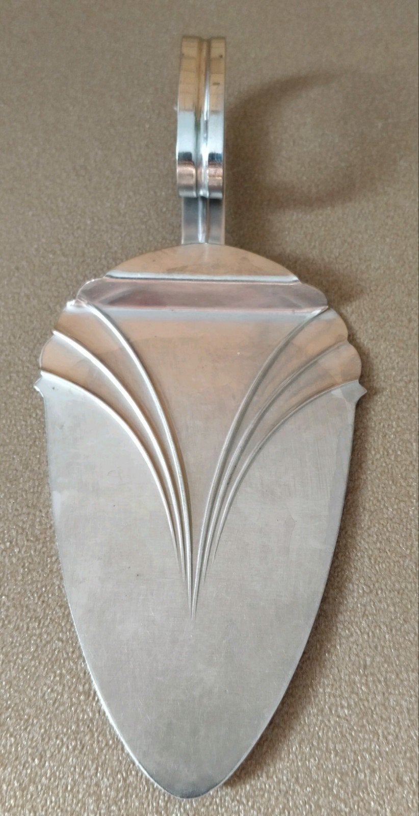 Gero Zilmeta Art Deco Taartschep, Verzenden