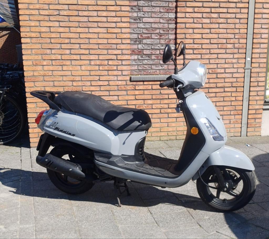 Sym Fiddle 2 Grijs - 2021 - 11617 km - Incl. Garantie, Fietsen en Brommers, Scooters | SYM, Gebruikt, Fiddle, Maximaal 45 km/u
