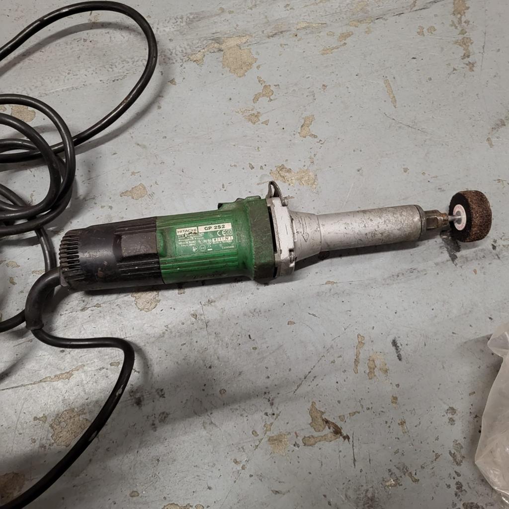 Hitachi GP 2S2 Rechte Slijpmachine - Gebruikt, Ophalen of Verzenden, Gebruikt, Minder dan 700 watt, Rechte handslijpmachine