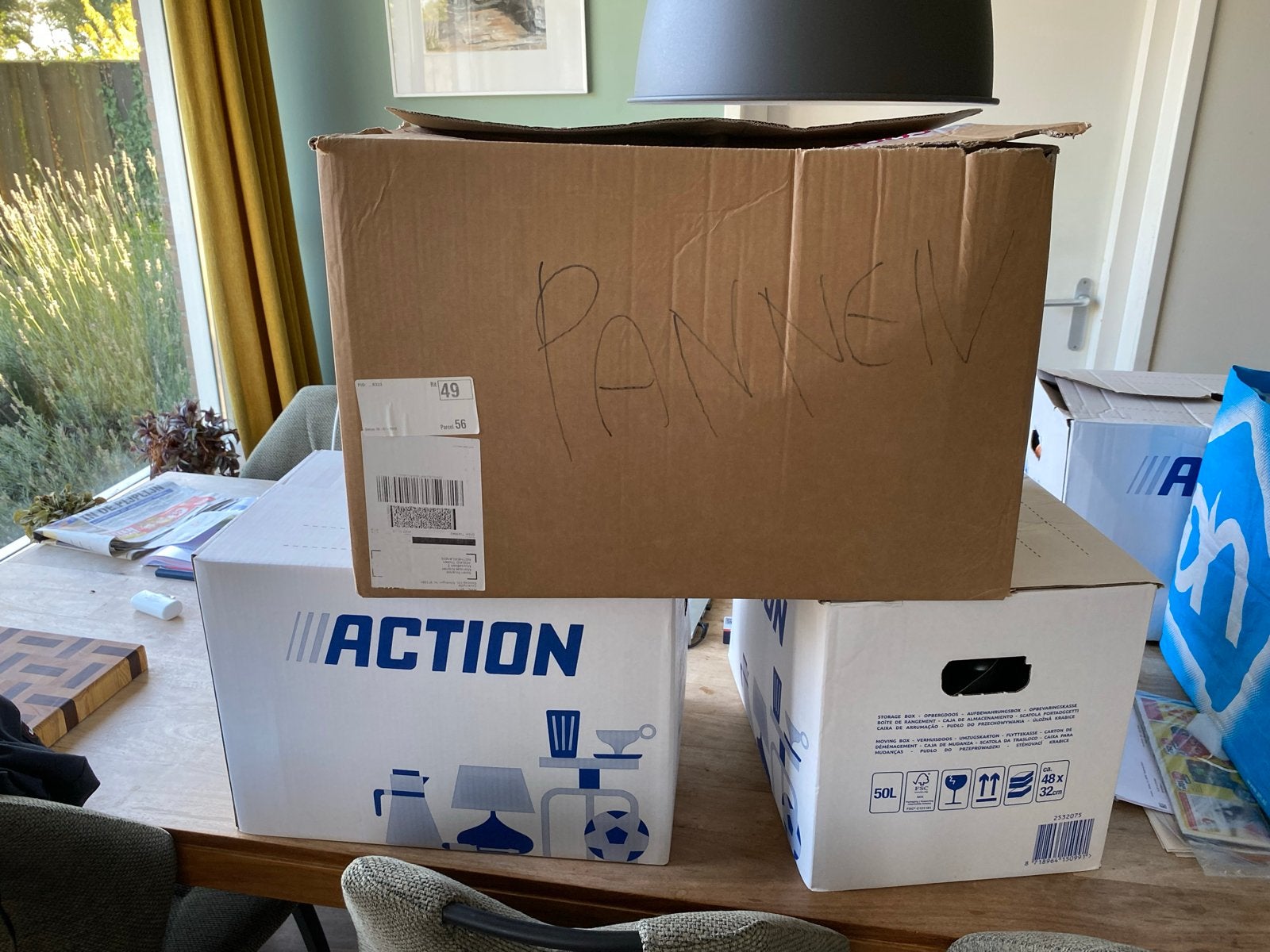 Diverse pannen en keukenspullen (4 dozen) gratis, Huis en Inrichting, Keuken | Potten en Pannen, Ophalen of Verzenden, Gebruikt