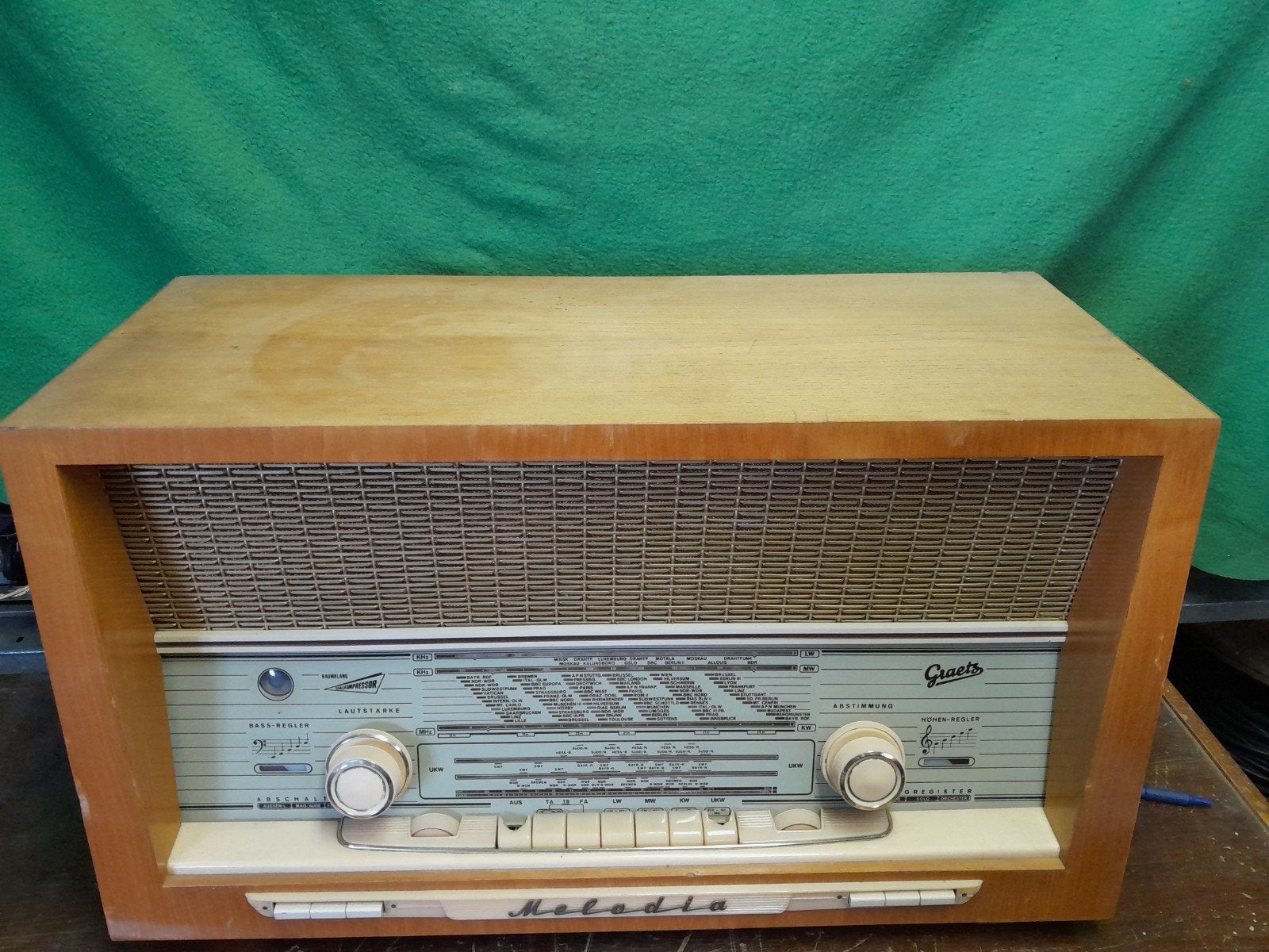 graetz melodia M518 D buizenradio, Ophalen