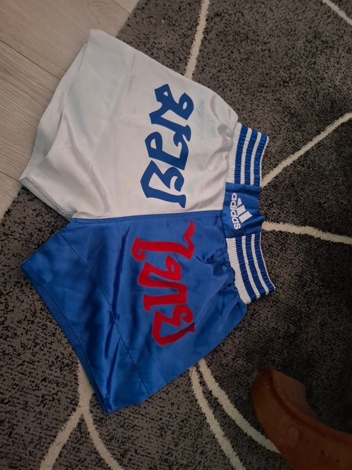 Mooi boksbroekje adidas, Ophalen of Verzenden, Nieuw, Bokskleding