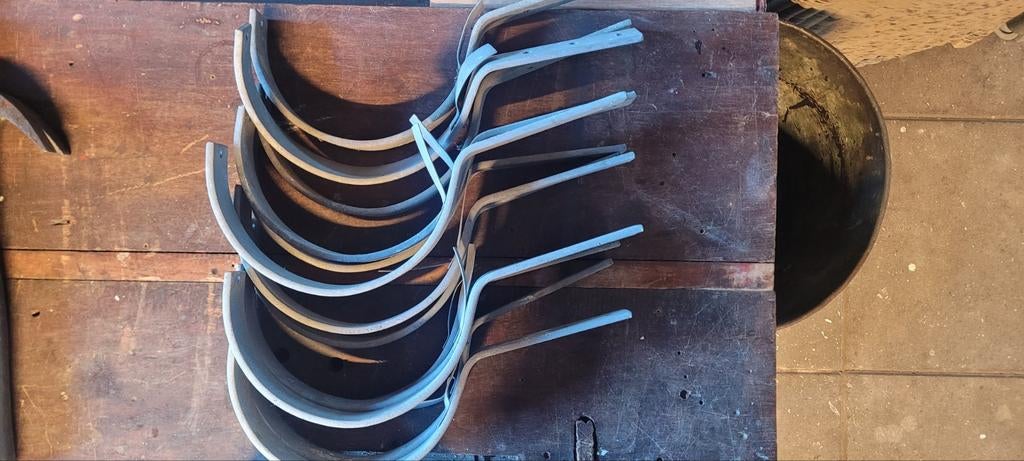 Te koop M37  mastgoot gootbeugels, Ophalen of Verzenden, 250 mm of meer