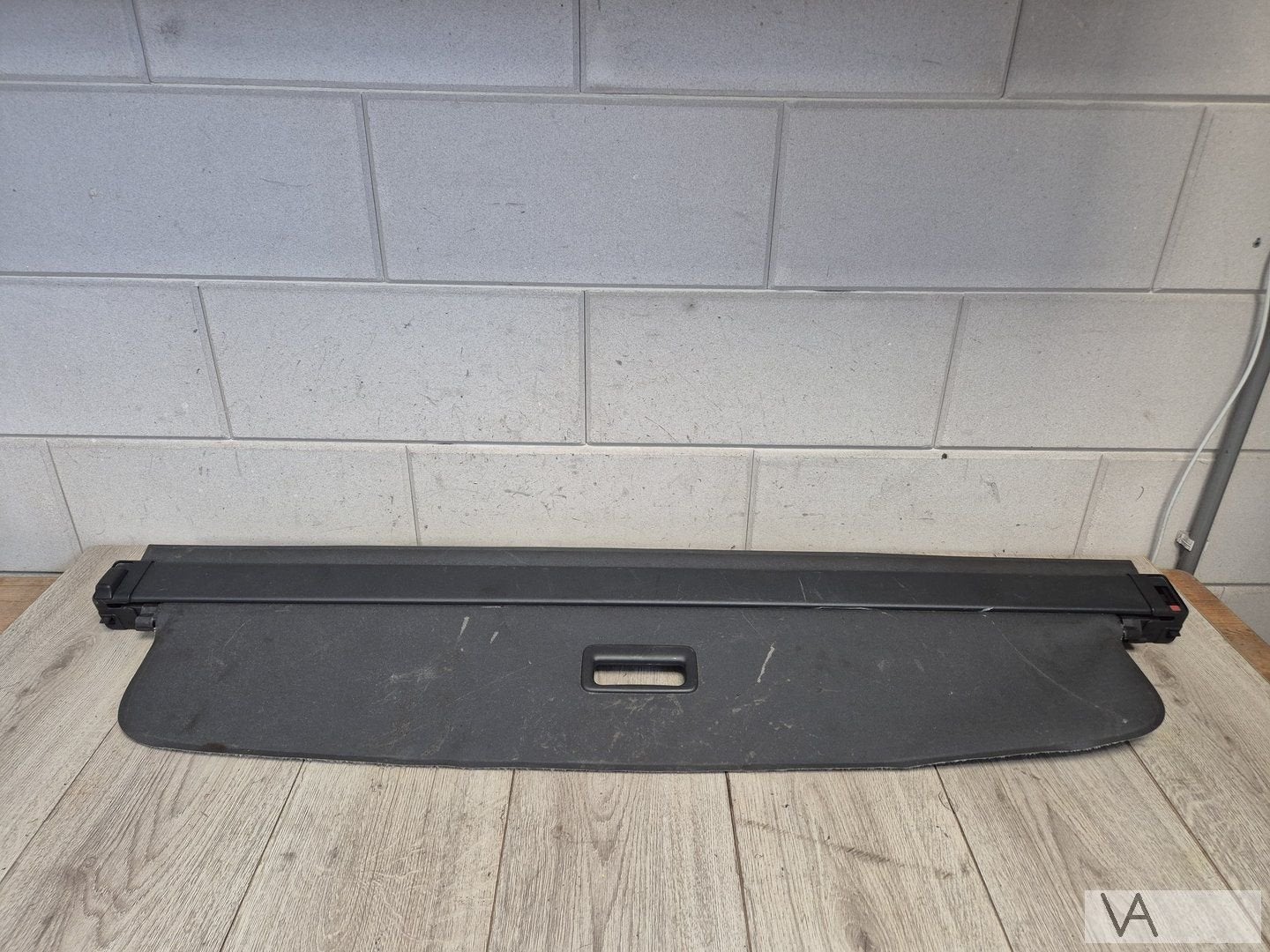 Volvo XC60 2009 - 2017 rolhoes bagage rollo hoedenplank €100, Gebruikt, -, -, Ophalen of Verzenden