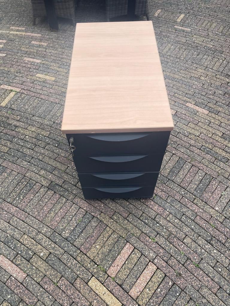 Laden kast, Ophalen, 75 cm of meer, 50 tot 100 cm, Zo goed als nieuw