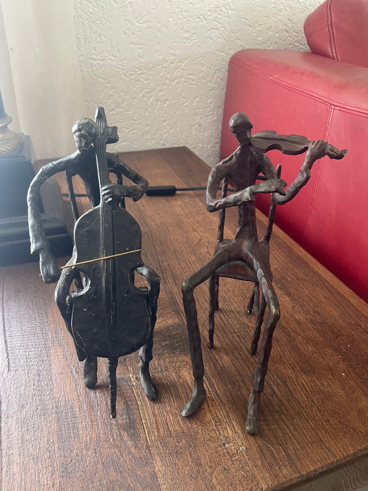 Leuke beeldjes circa 24 cm hoog, Ophalen, Overige onderwerpen, Gepatineerd, 20 - 50 cm