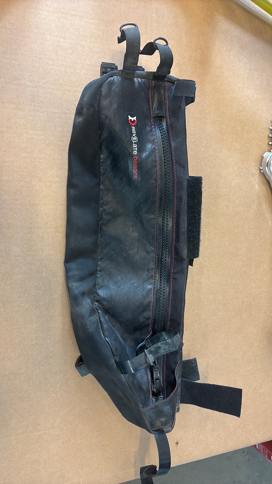 Revelate designs tange frametas half frame medium, Fietsen en Brommers, Ophalen of Verzenden, Zo goed als nieuw