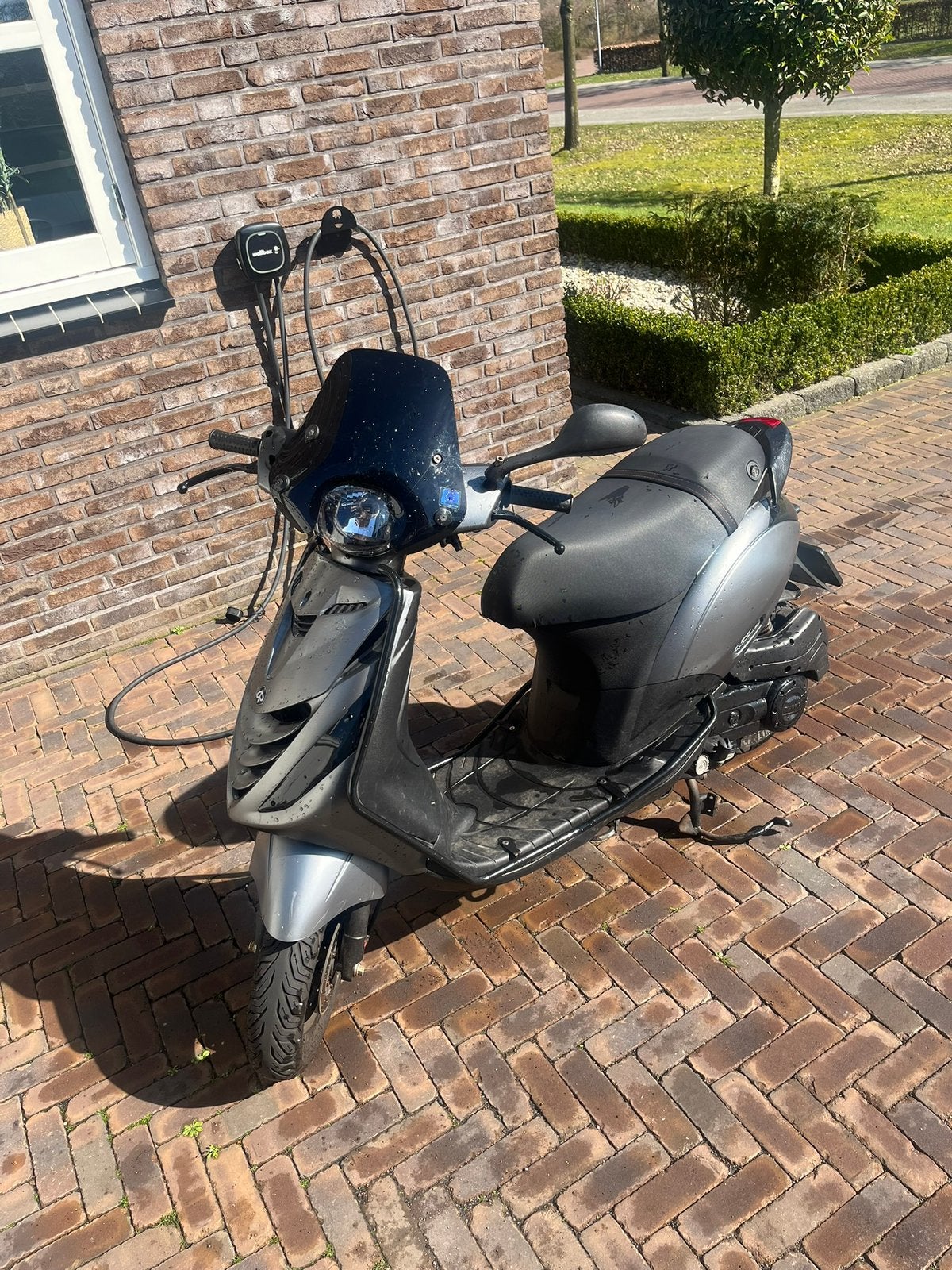 Zip iget euro4, Fietsen en Brommers, Ophalen of Verzenden, Zo goed als nieuw, Benzine, Piaggio
