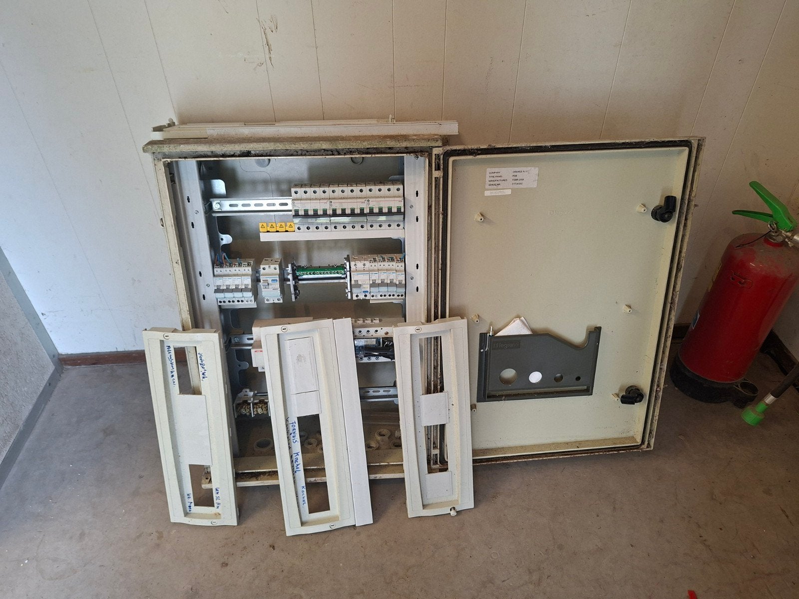 Aangeboden groepenkast, Doe-het-zelf en Verbouw, Elektra en Kabels, Ophalen
