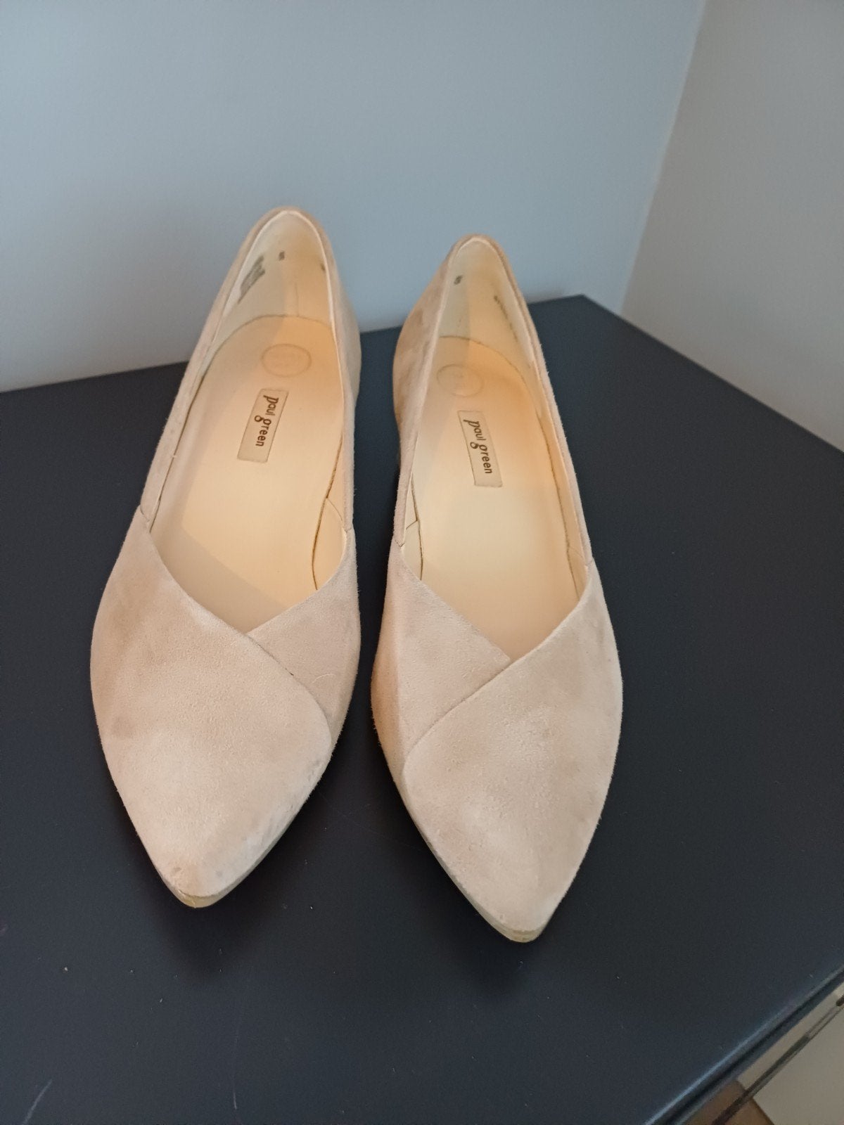 Bijna nieuwe zandkleurige Paul Green pumps maat 38, Ophalen of Verzenden, Zo goed als nieuw, Beige
