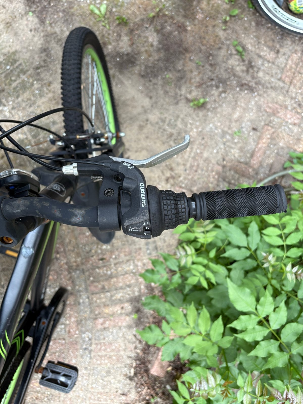 Kinder mountainbike 6-8 jaar - 24 inch - Opknapper (roestig), Ophalen, Gebruikt, Velgrem, 20 inch of meer